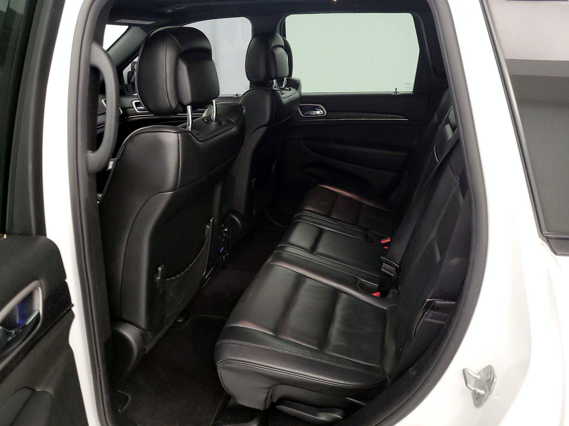 Thumbnail: 2018 Jeep Grand Cherokee - 20