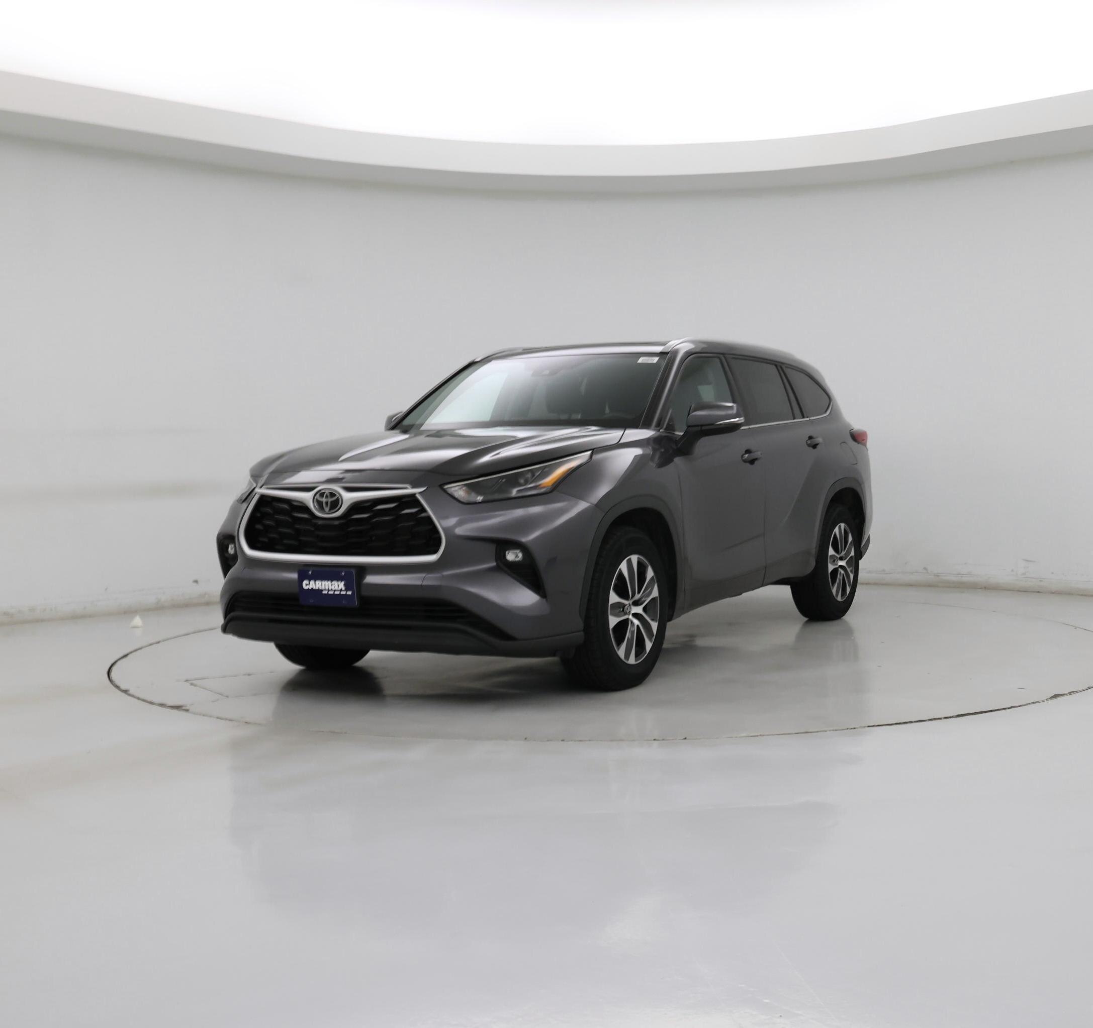 Thumbnail: 2022 Toyota Highlander - 4