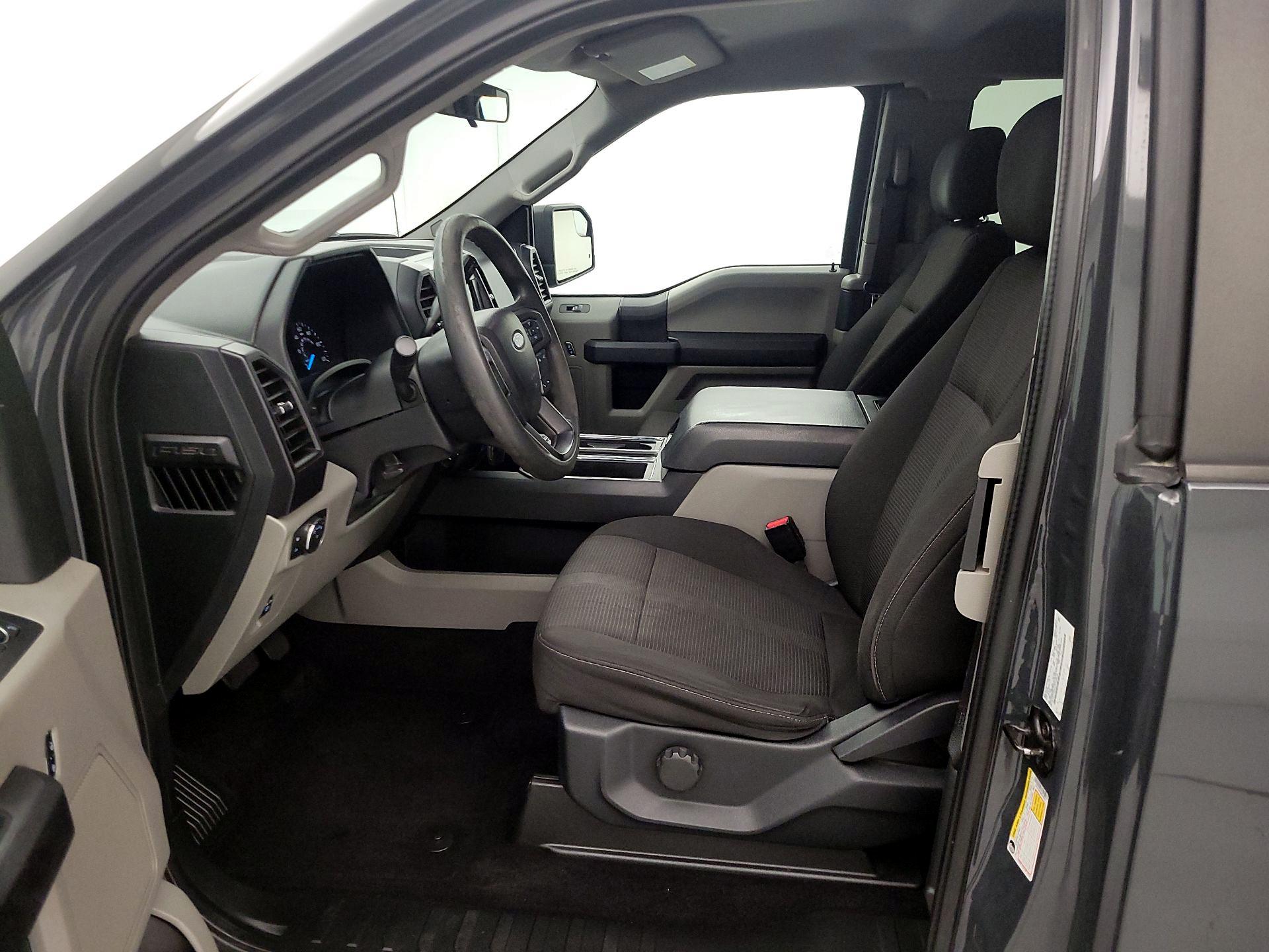 Thumbnail: 2017 Ford F-150 - 11