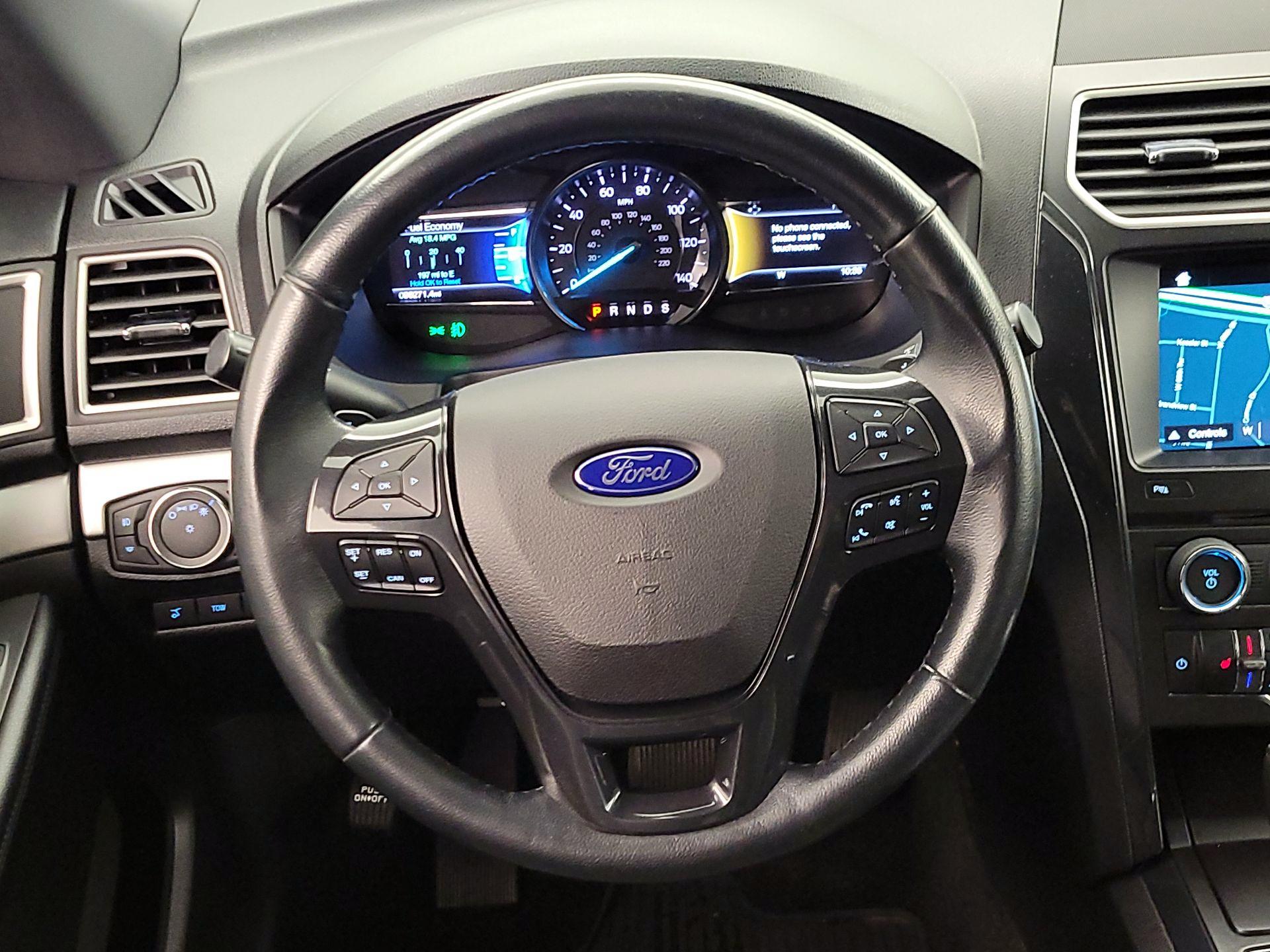 Thumbnail: 2017 Ford Explorer - 10