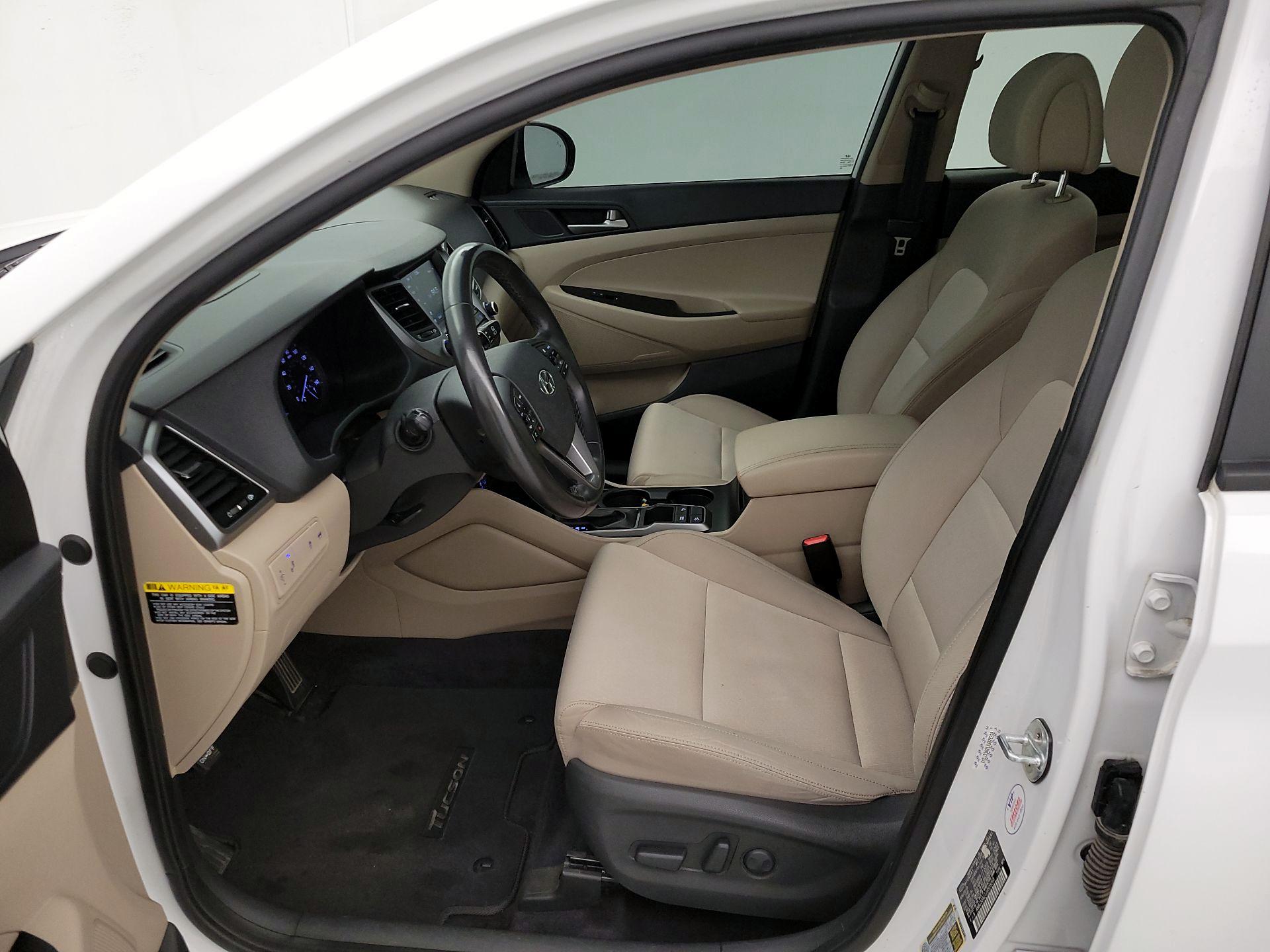 Thumbnail: 2018 Hyundai Tucson - 11