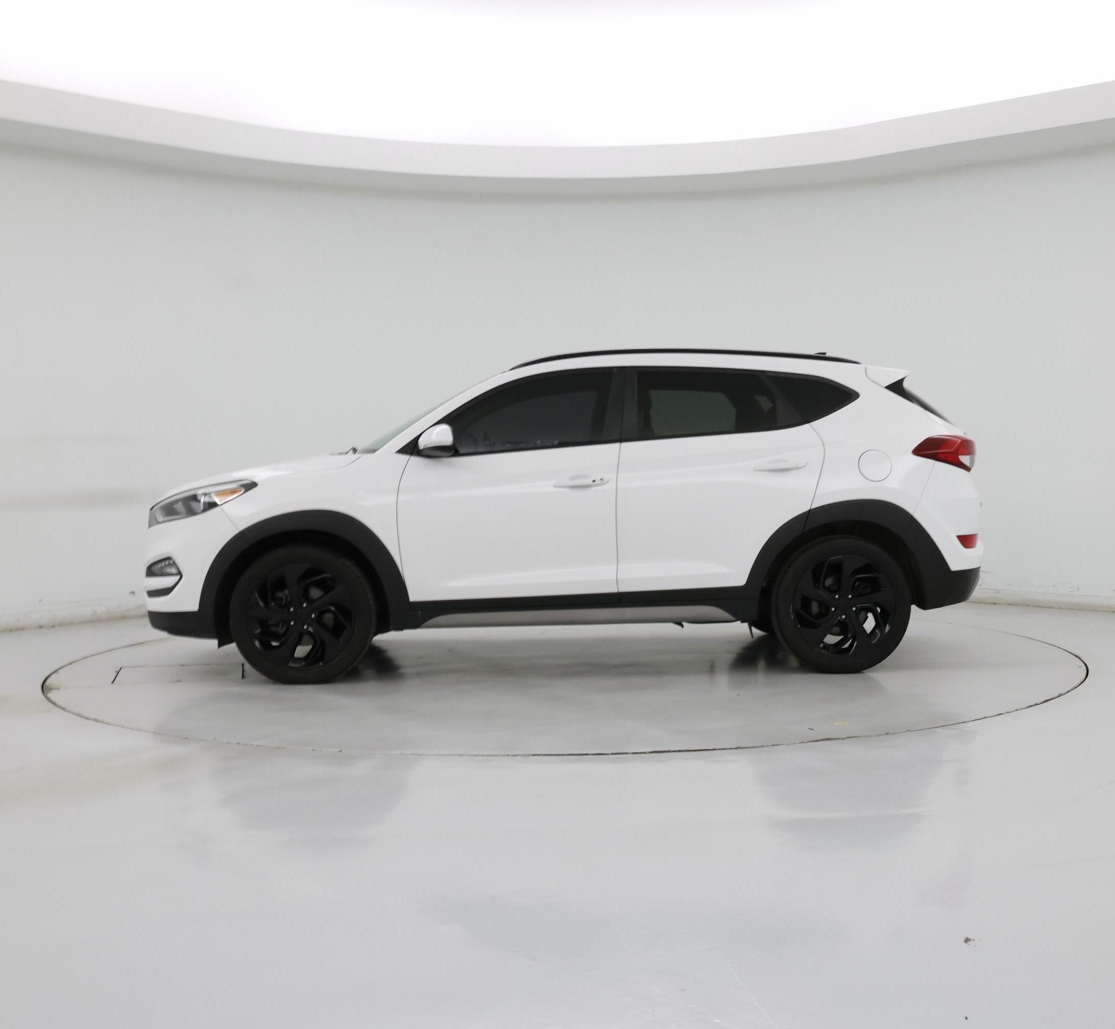 Thumbnail: 2018 Hyundai Tucson - 3