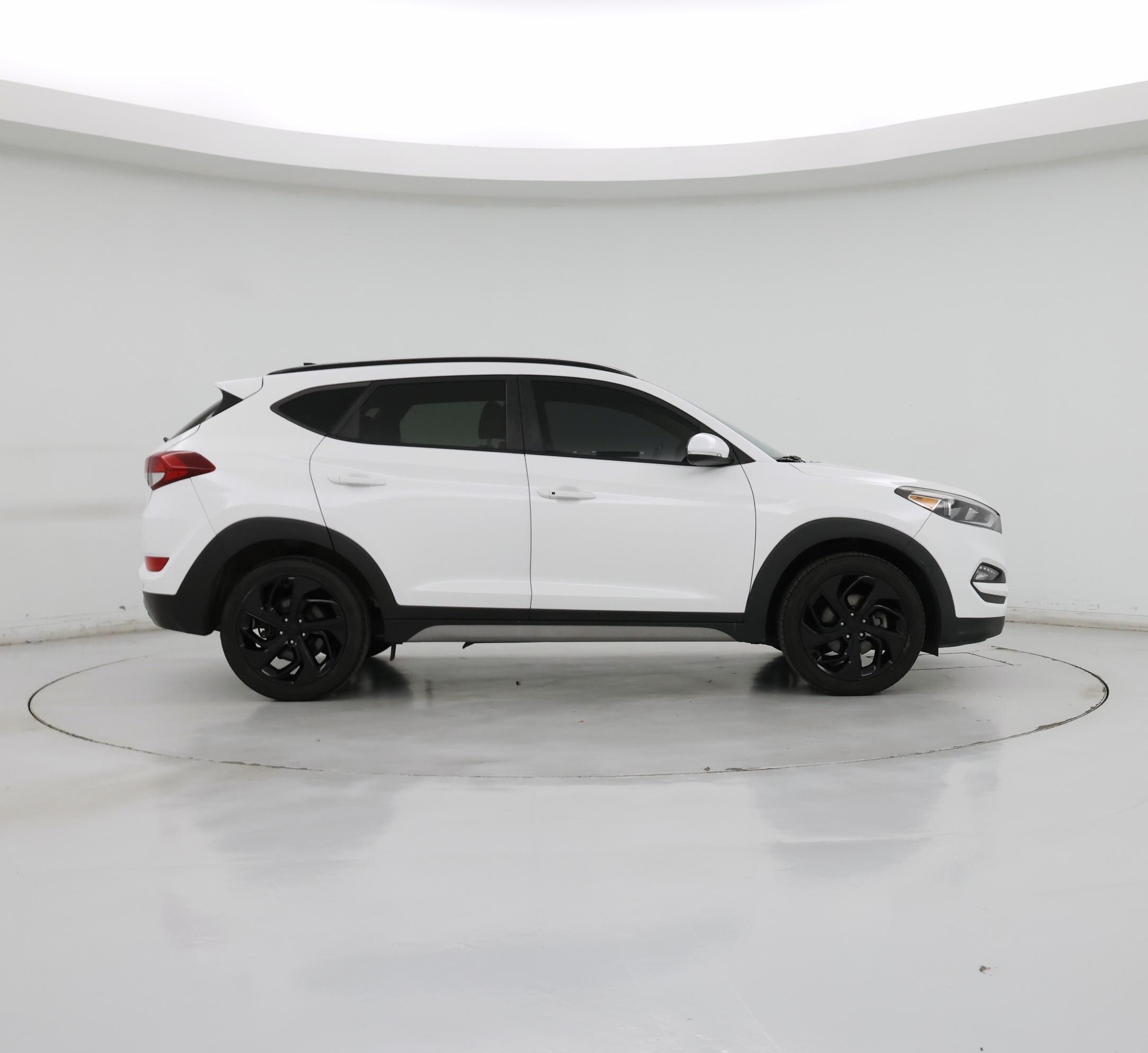 Thumbnail: 2018 Hyundai Tucson - 7