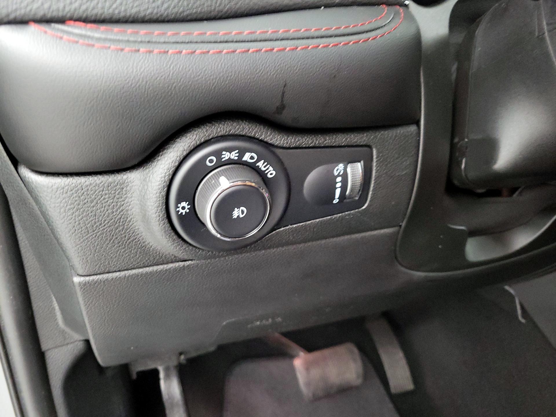 Thumbnail: 2023 Dodge Durango - 13