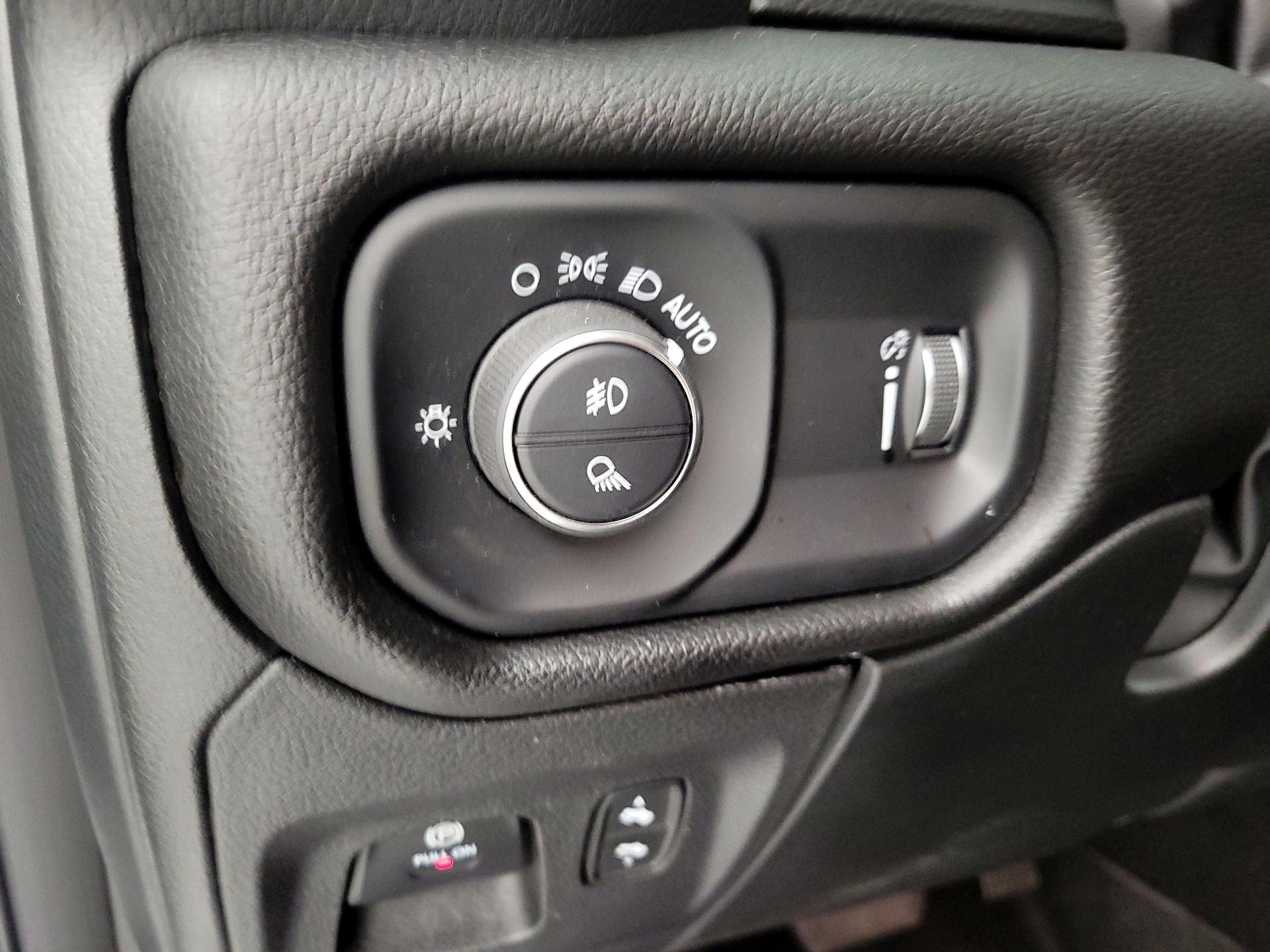 Thumbnail: 2025 RAM 1500 - 13