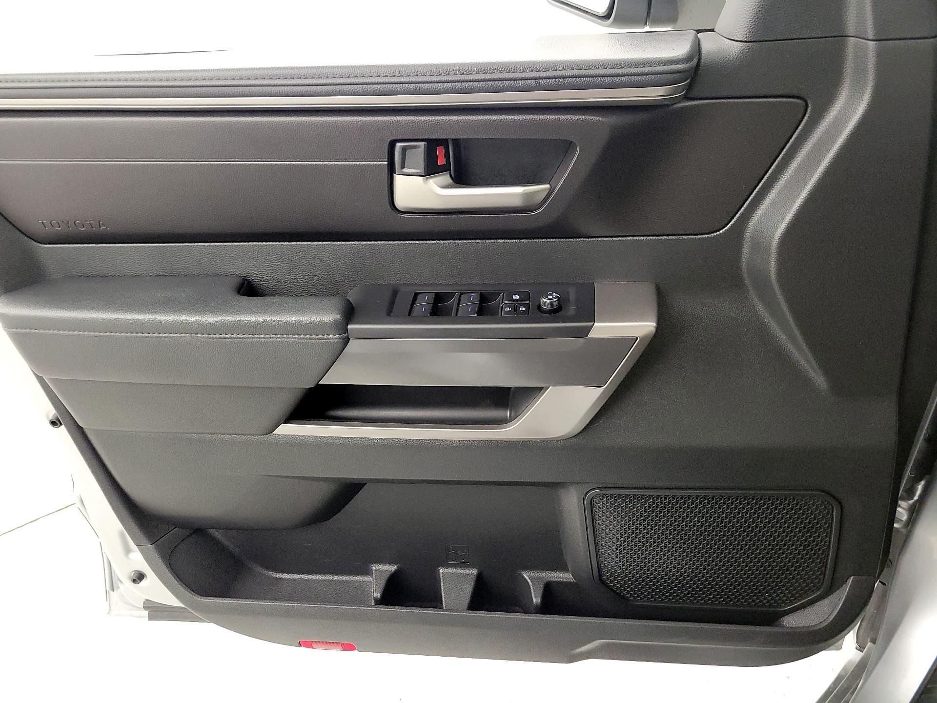 Thumbnail: 2024 Toyota Tundra - 12