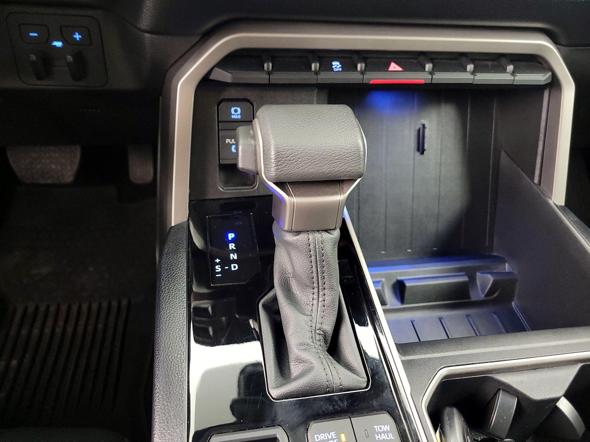 Thumbnail: 2024 Toyota Tundra - 17