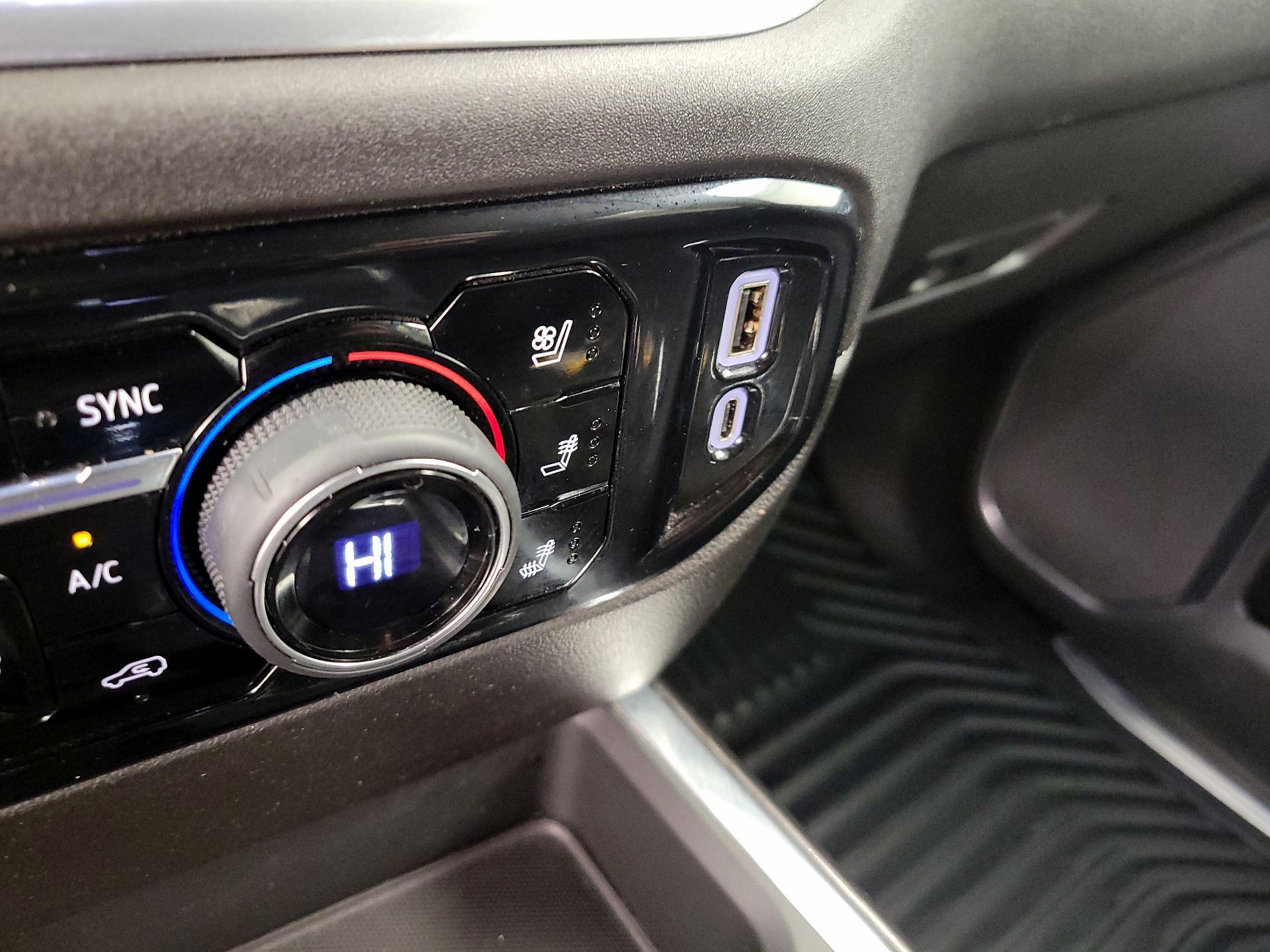 Thumbnail: 2024 Chevrolet Silverado 1500 - 18