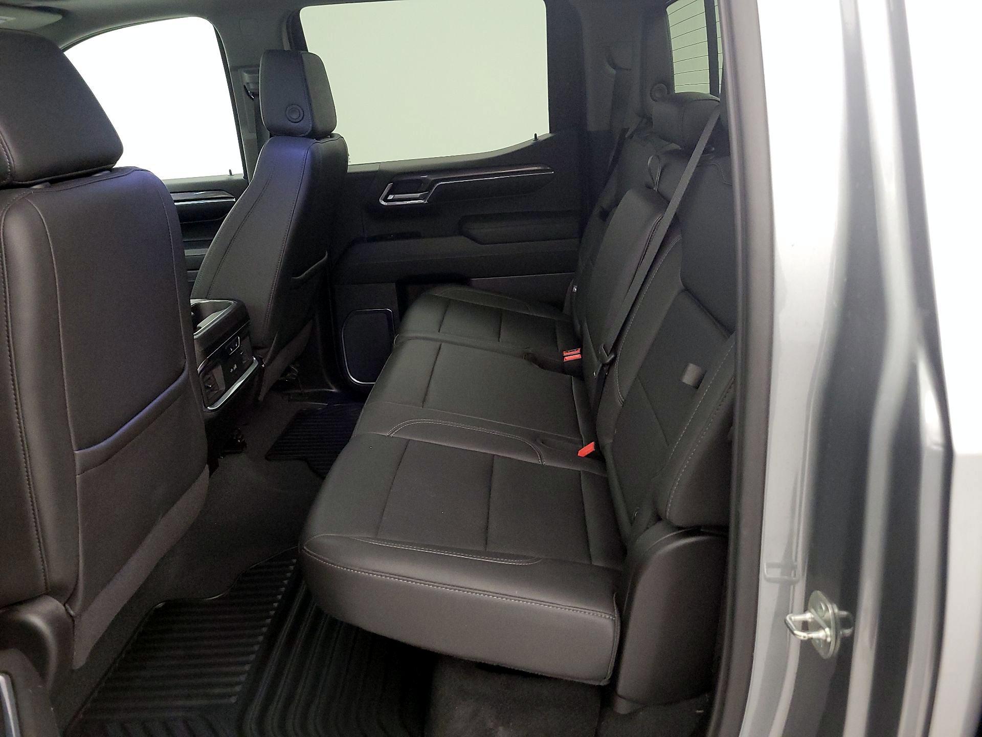 Thumbnail: 2024 Chevrolet Silverado 1500 - 20