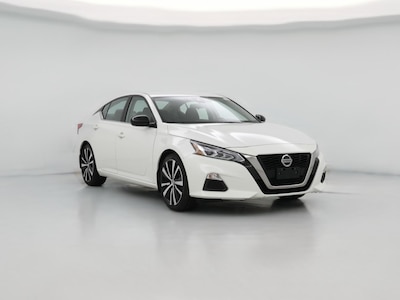 2022 Nissan Altima SR