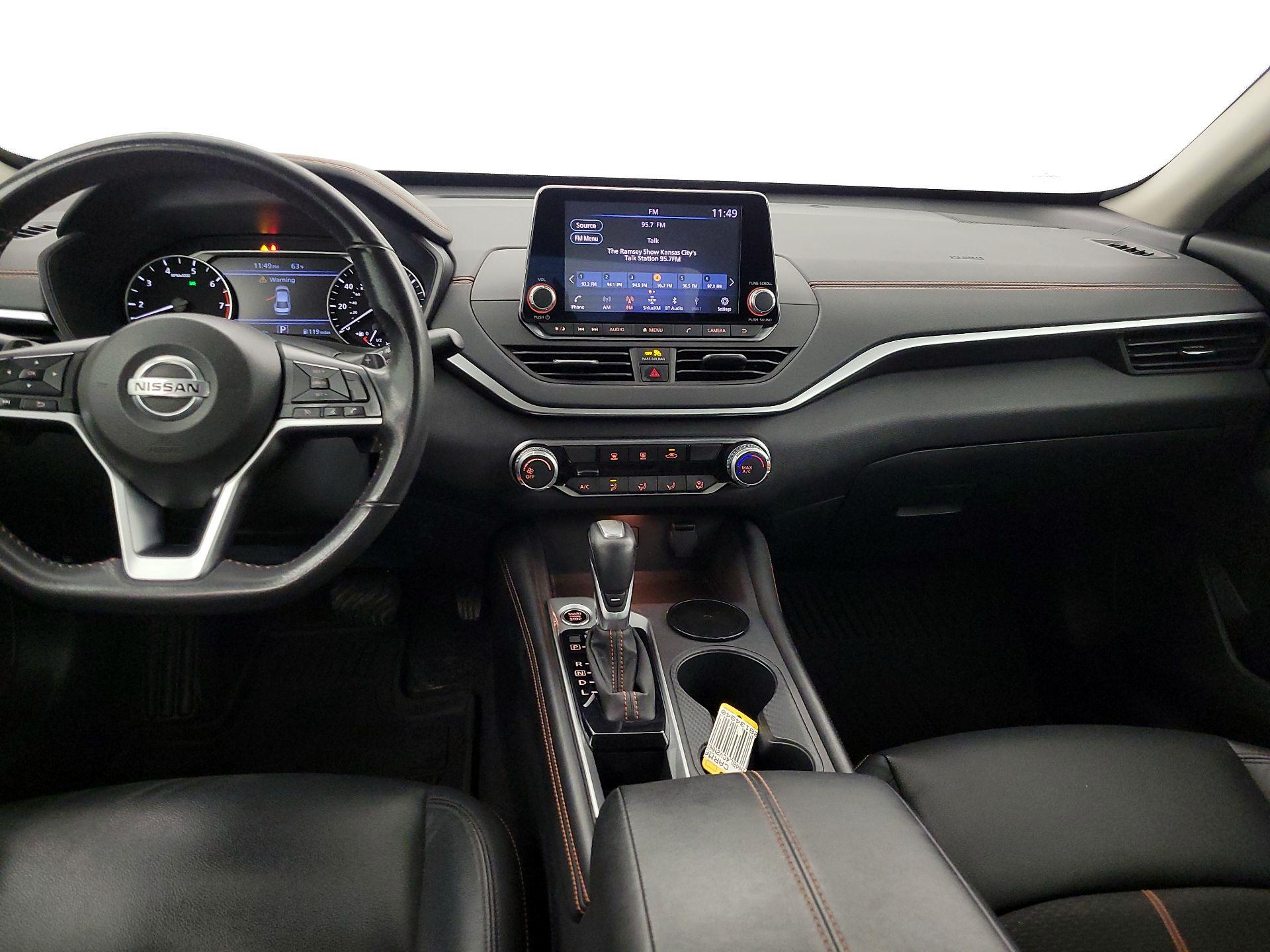 Thumbnail: 2022 Nissan Altima - 9