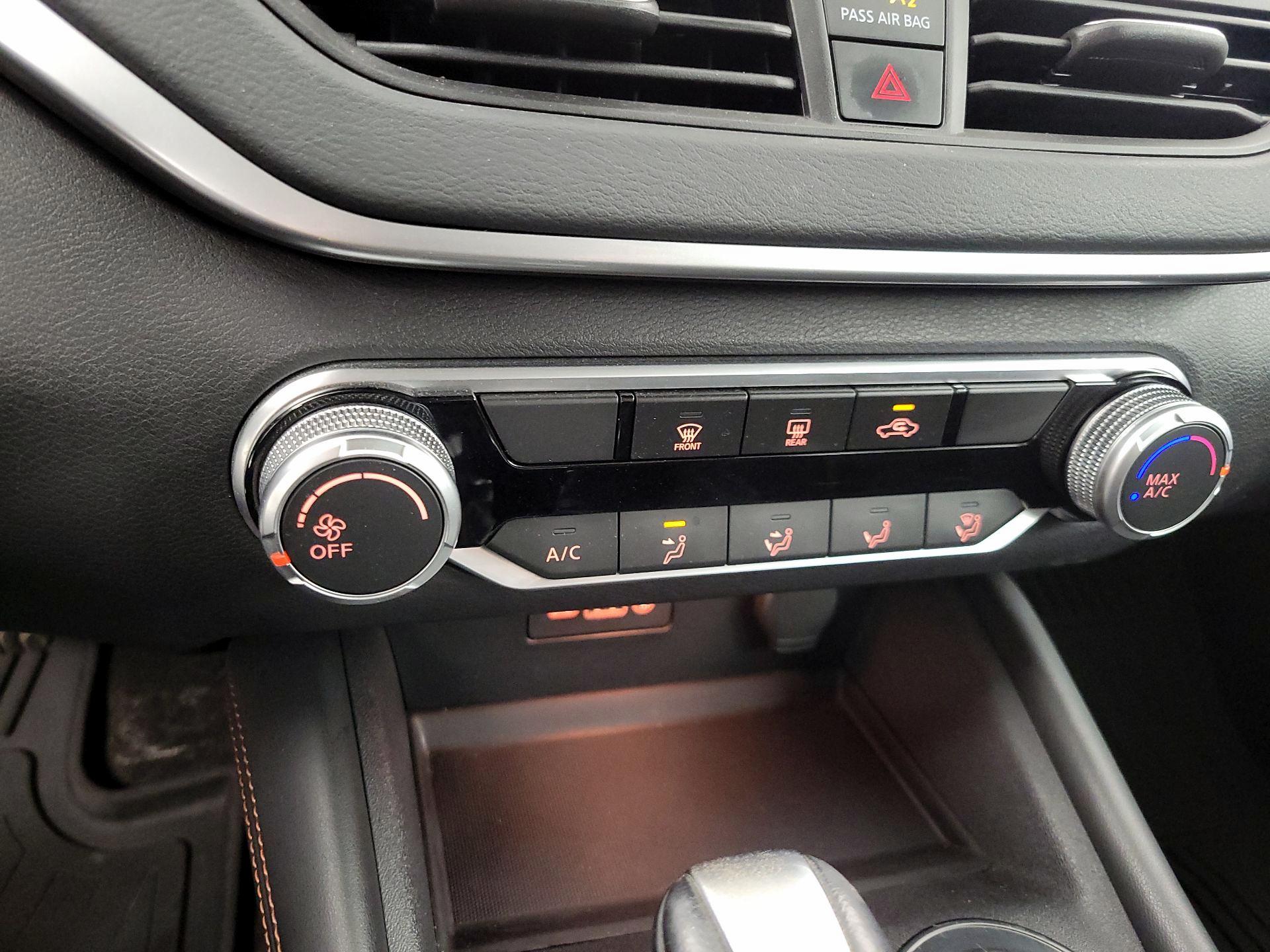 Thumbnail: 2022 Nissan Altima - 16