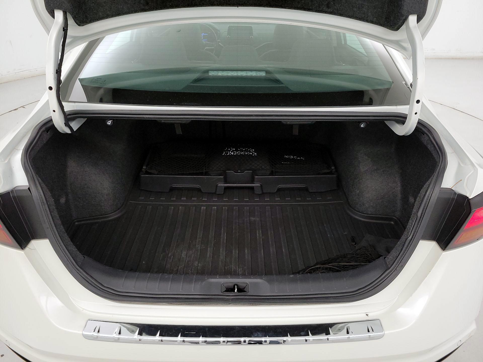 Thumbnail: 2022 Nissan Altima - 20