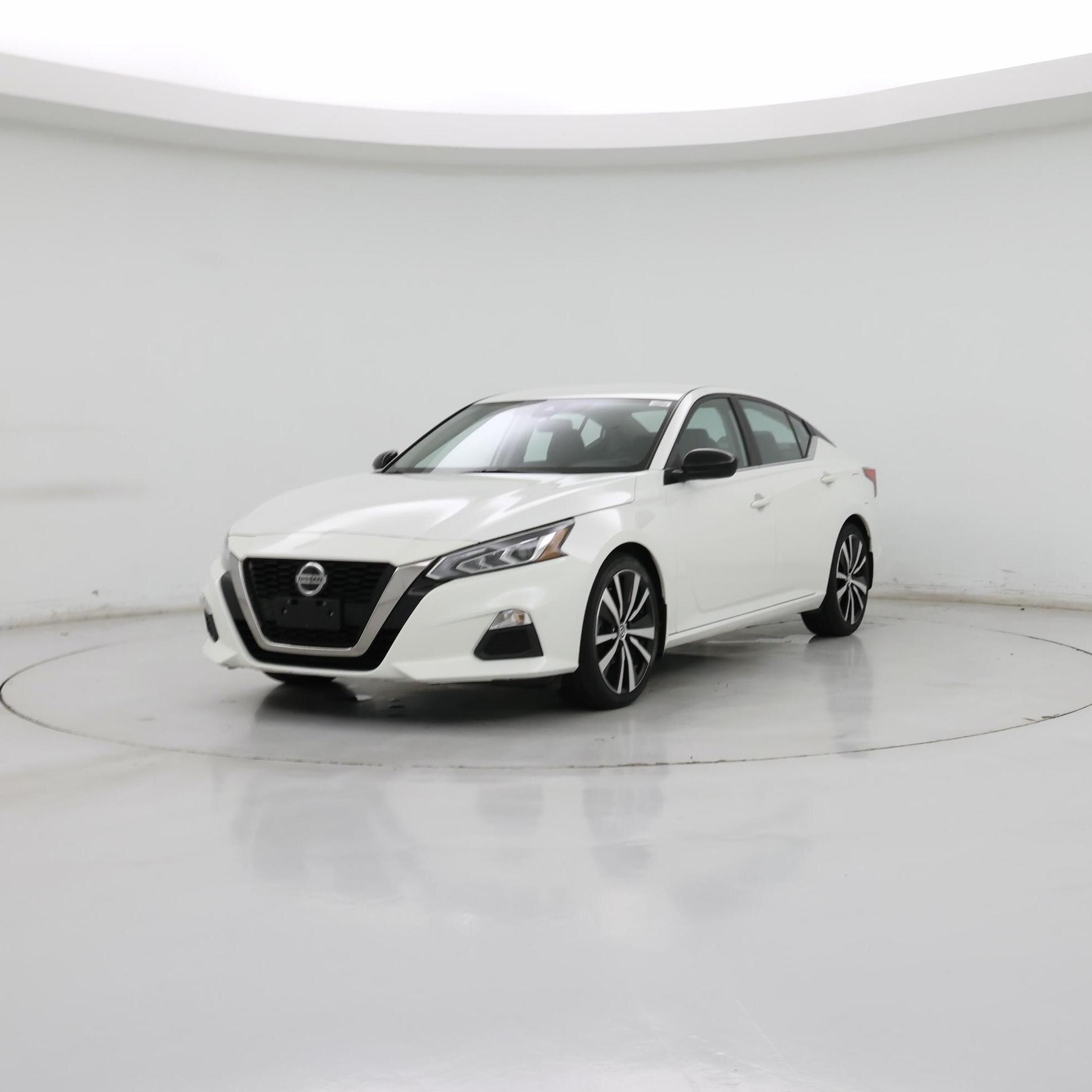 Thumbnail: 2022 Nissan Altima - 4