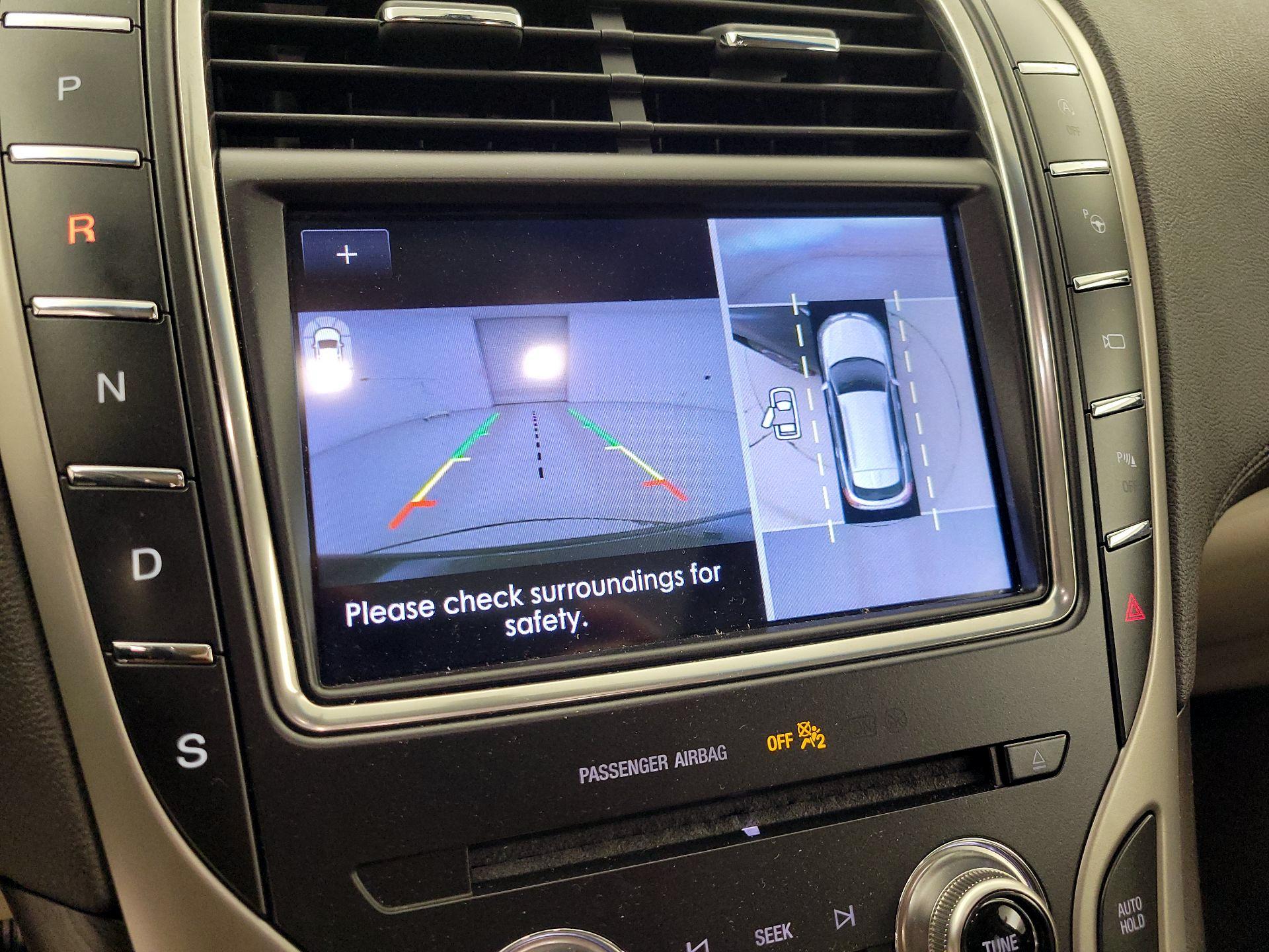 Thumbnail: 2019 Lincoln Nautilus - 15