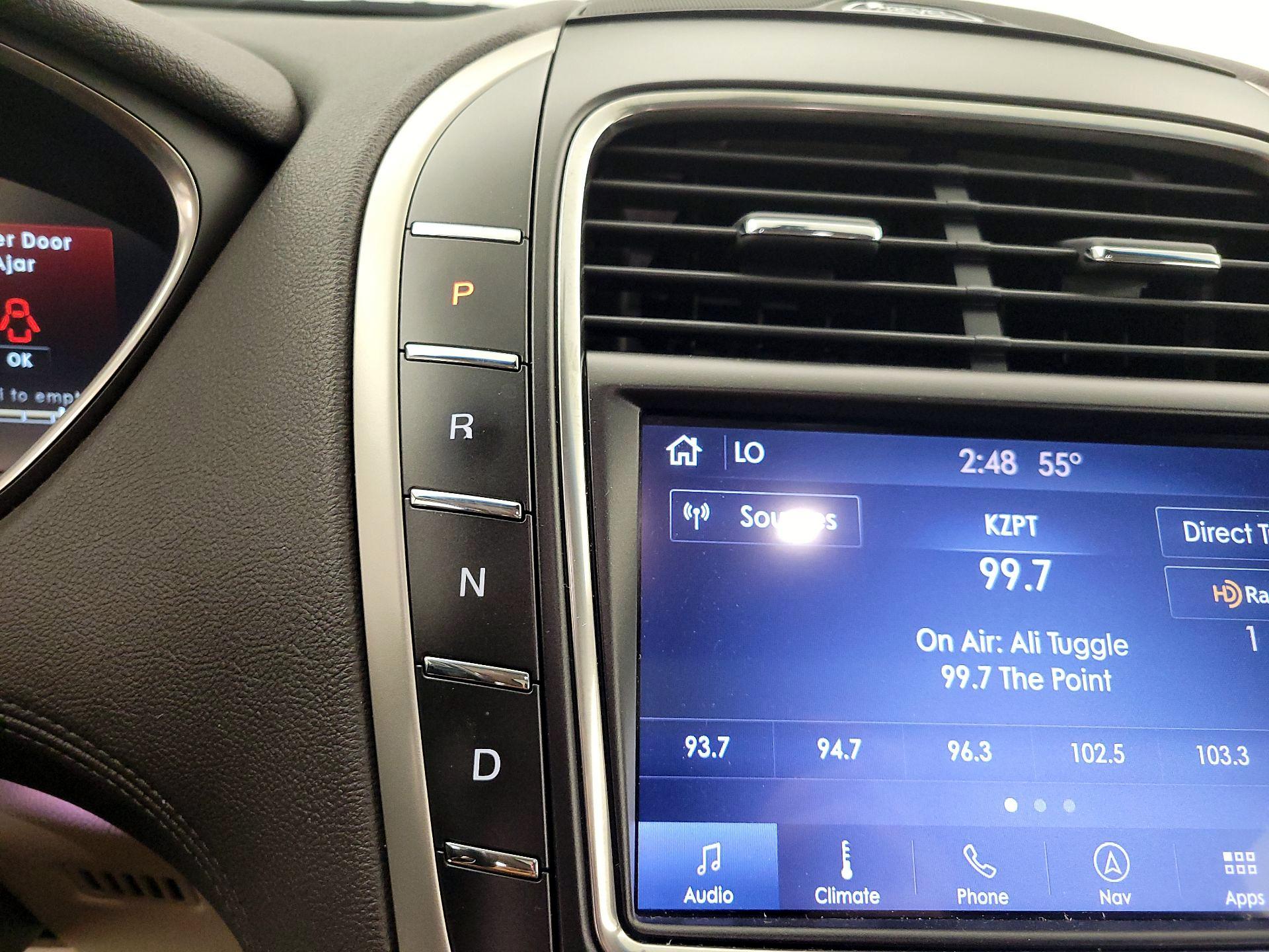 Thumbnail: 2019 Lincoln Nautilus - 18