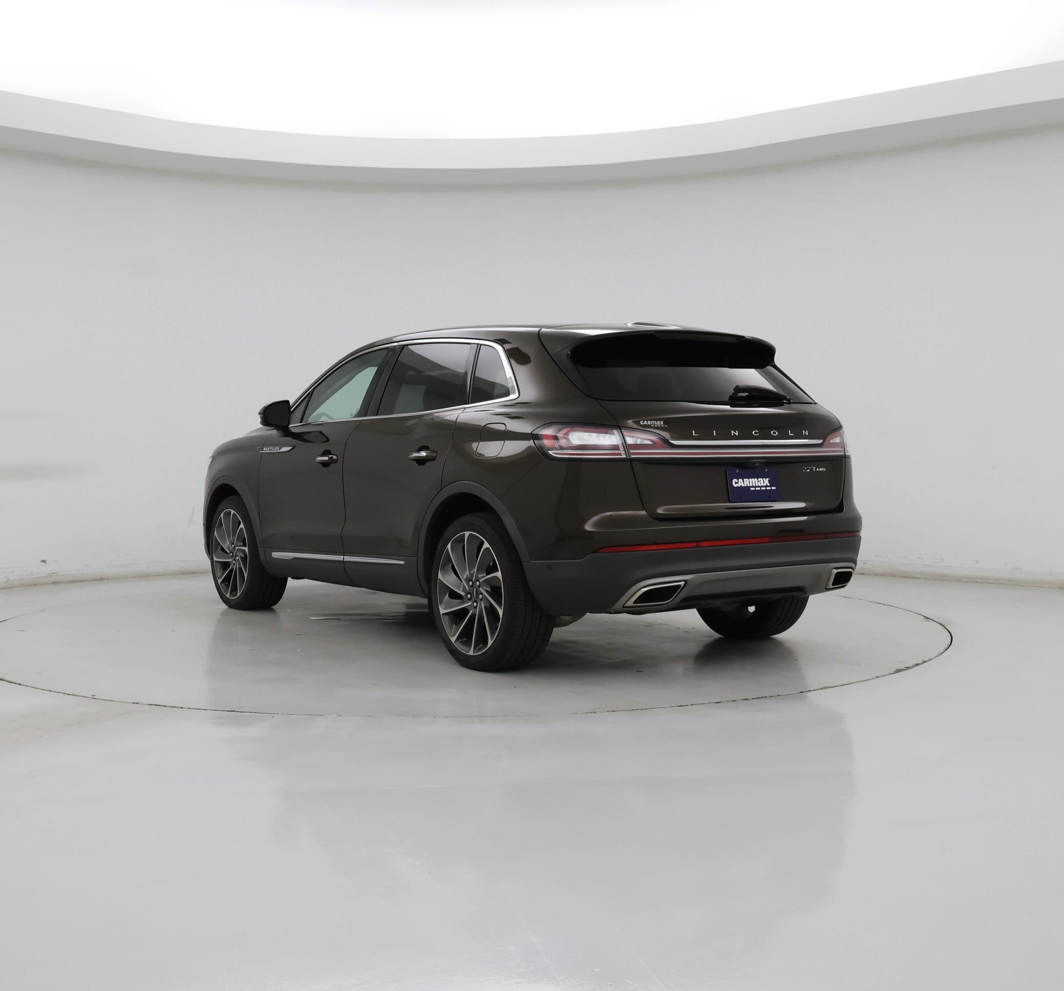 Thumbnail: 2019 Lincoln Nautilus - 2