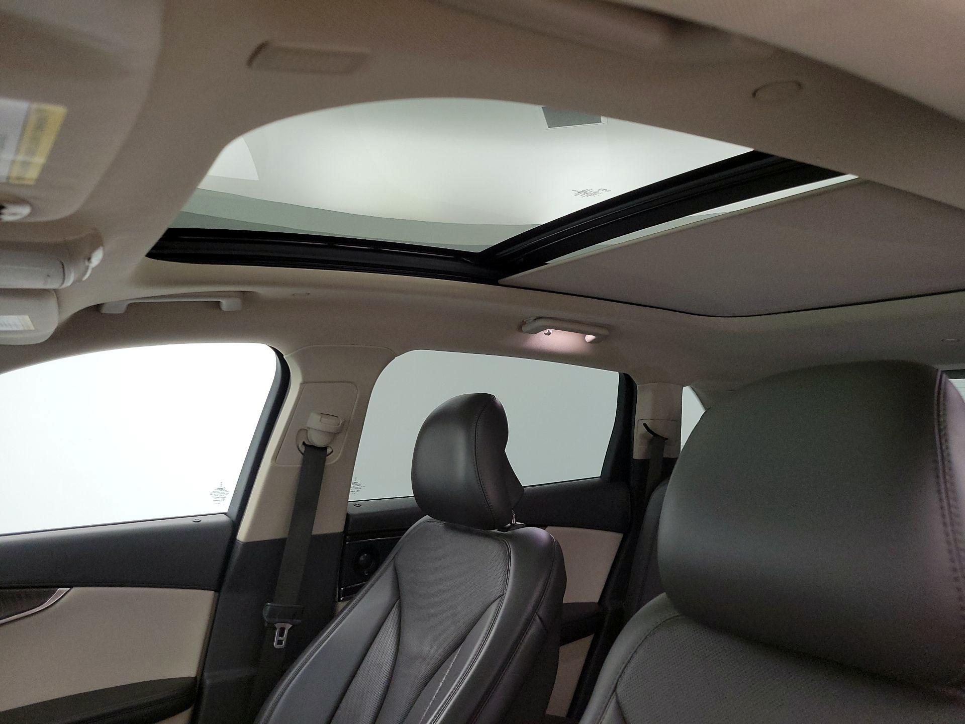 Thumbnail: 2019 Lincoln Nautilus - 20