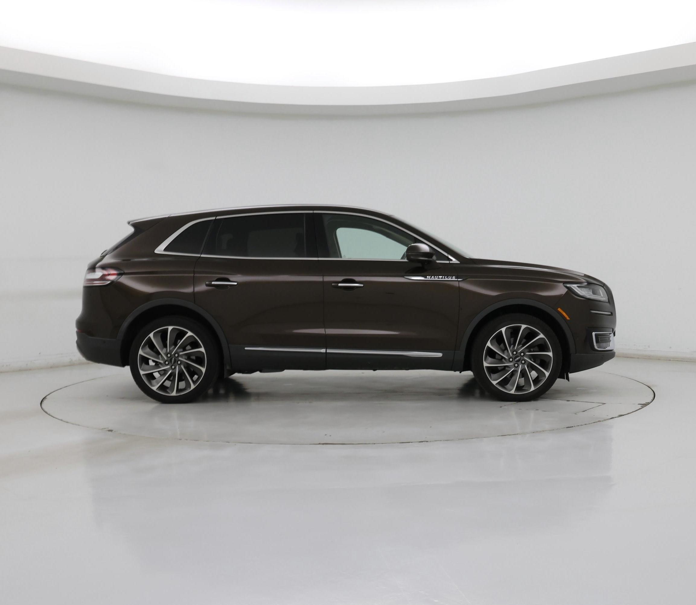 Thumbnail: 2019 Lincoln Nautilus - 7