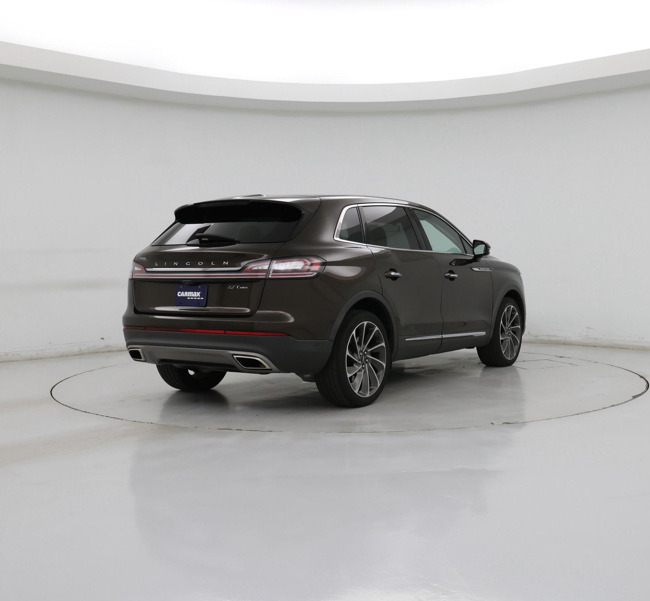 Thumbnail: 2019 Lincoln Nautilus - 8