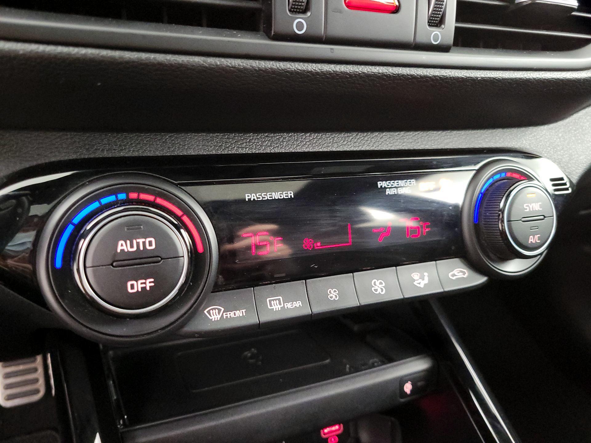 Thumbnail: 2024 Kia Forte - 17