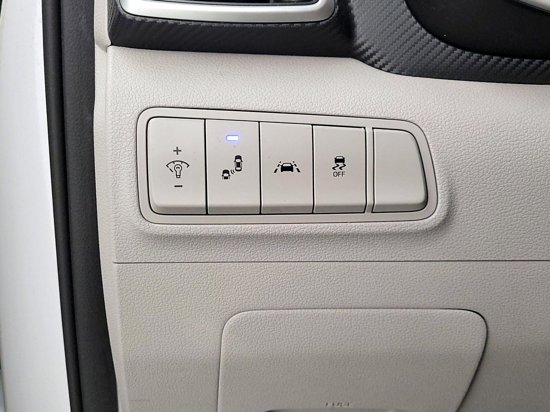 Thumbnail: 2019 Hyundai Tucson - 13