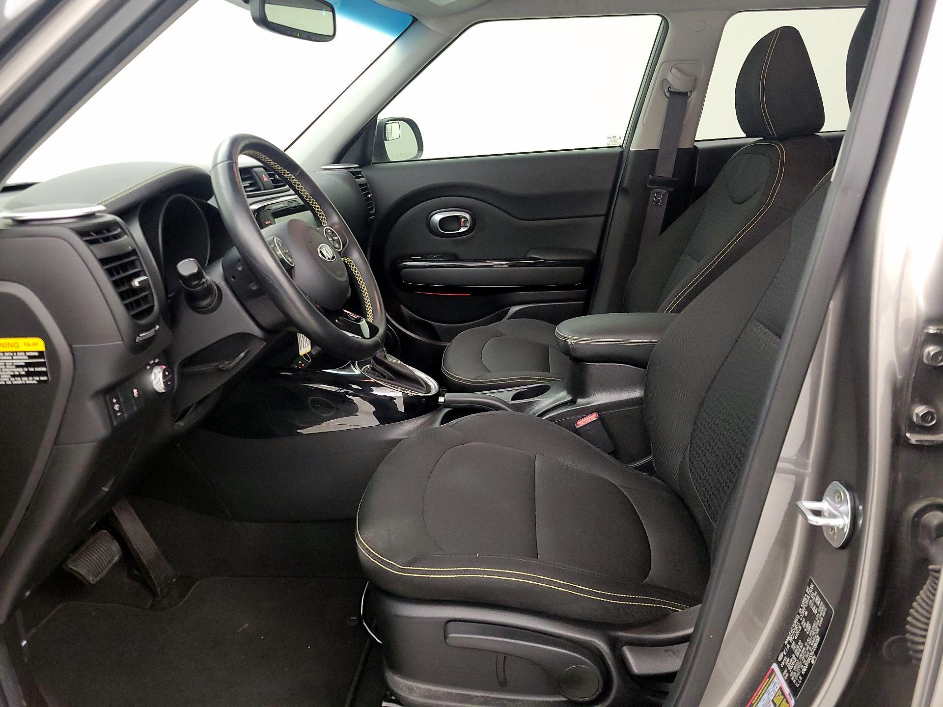 Thumbnail: 2016 Kia Soul - 9