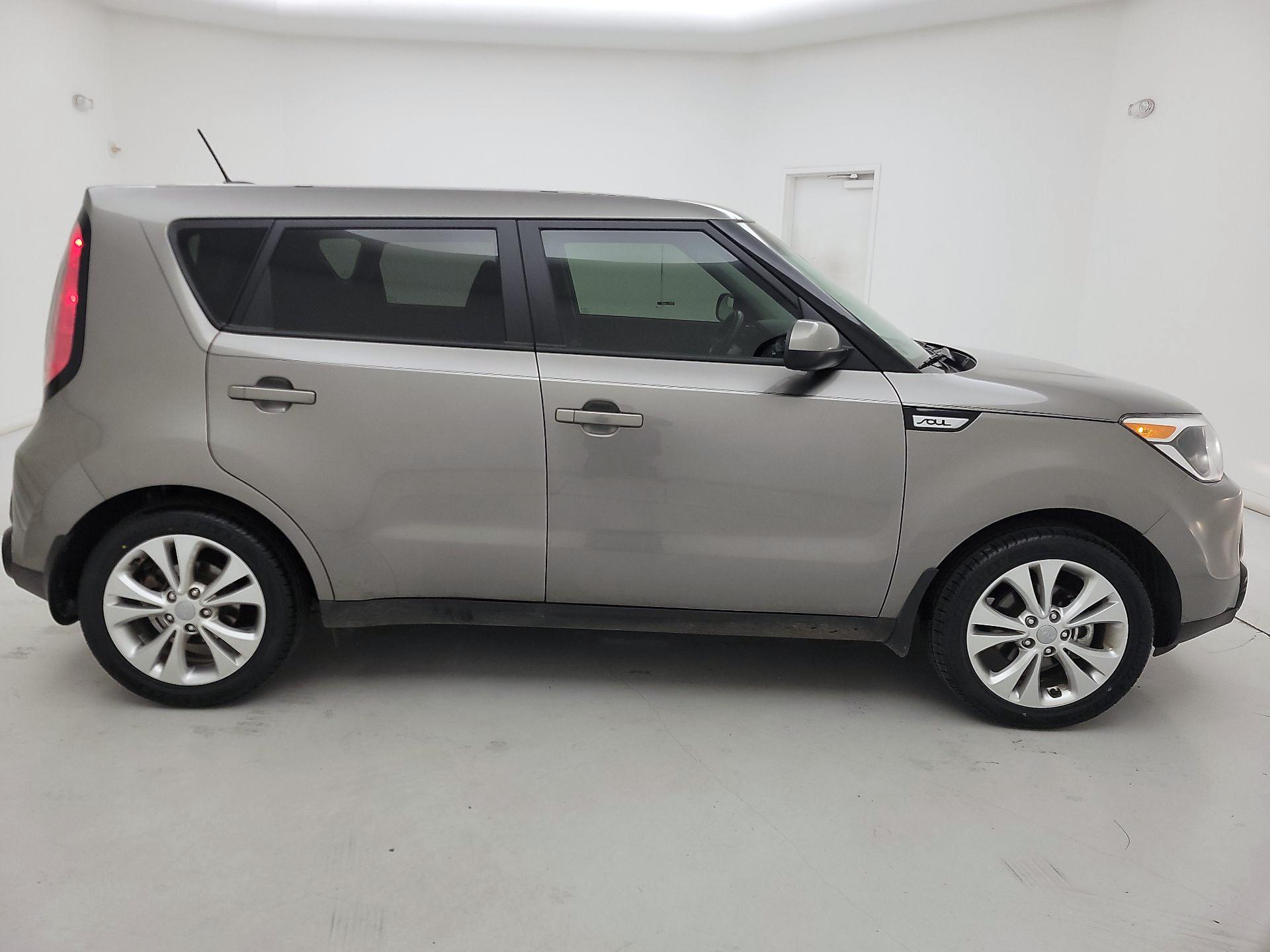 Thumbnail: 2016 Kia Soul - 4