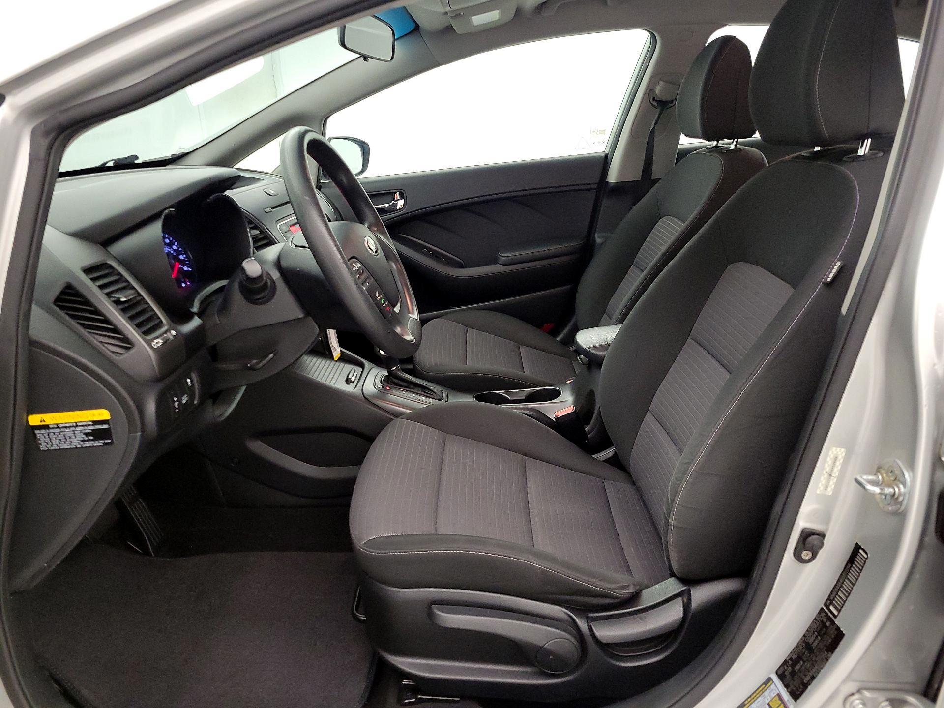 Thumbnail: 2014 Kia Forte - 11