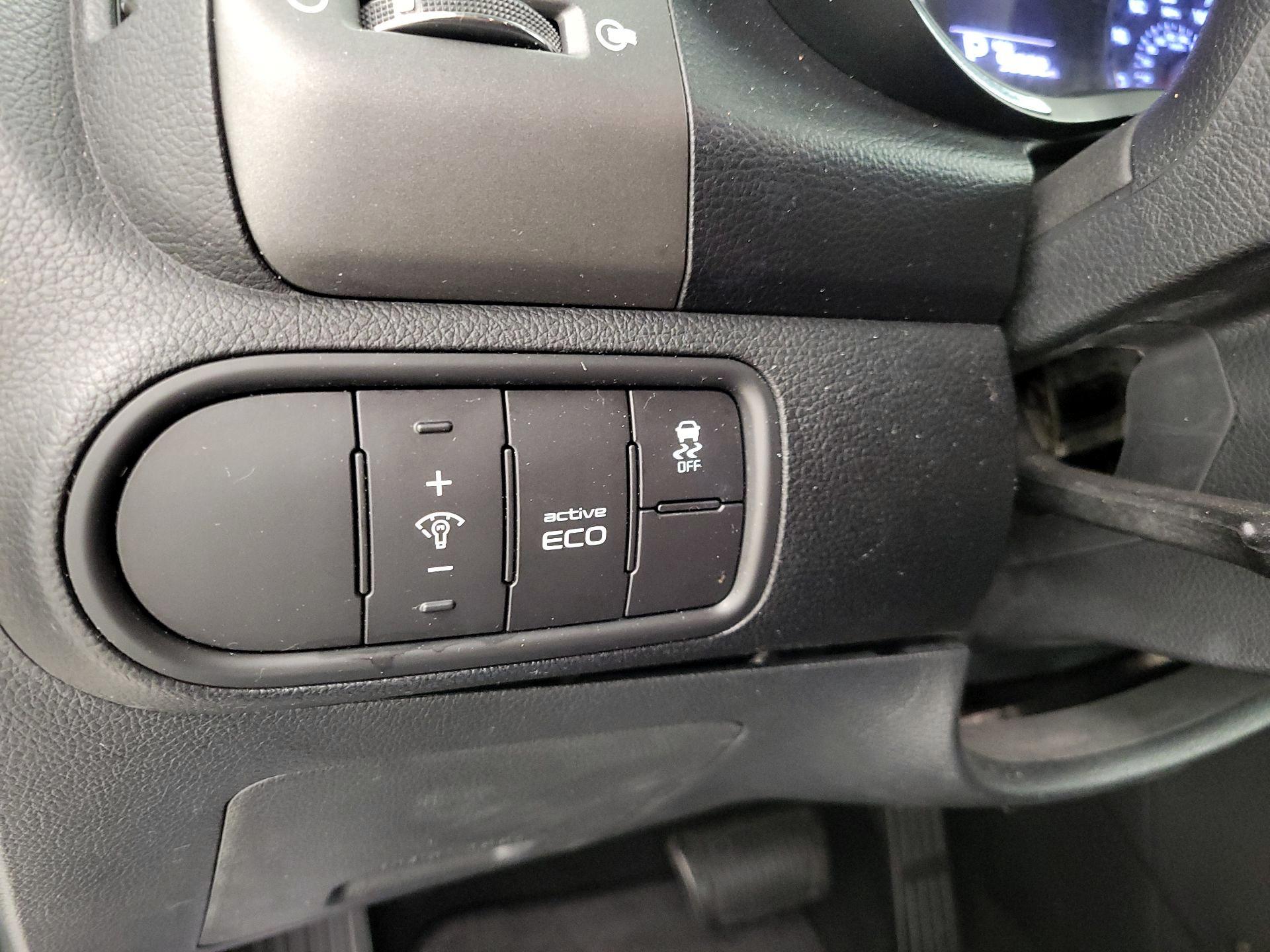 Thumbnail: 2014 Kia Forte - 13