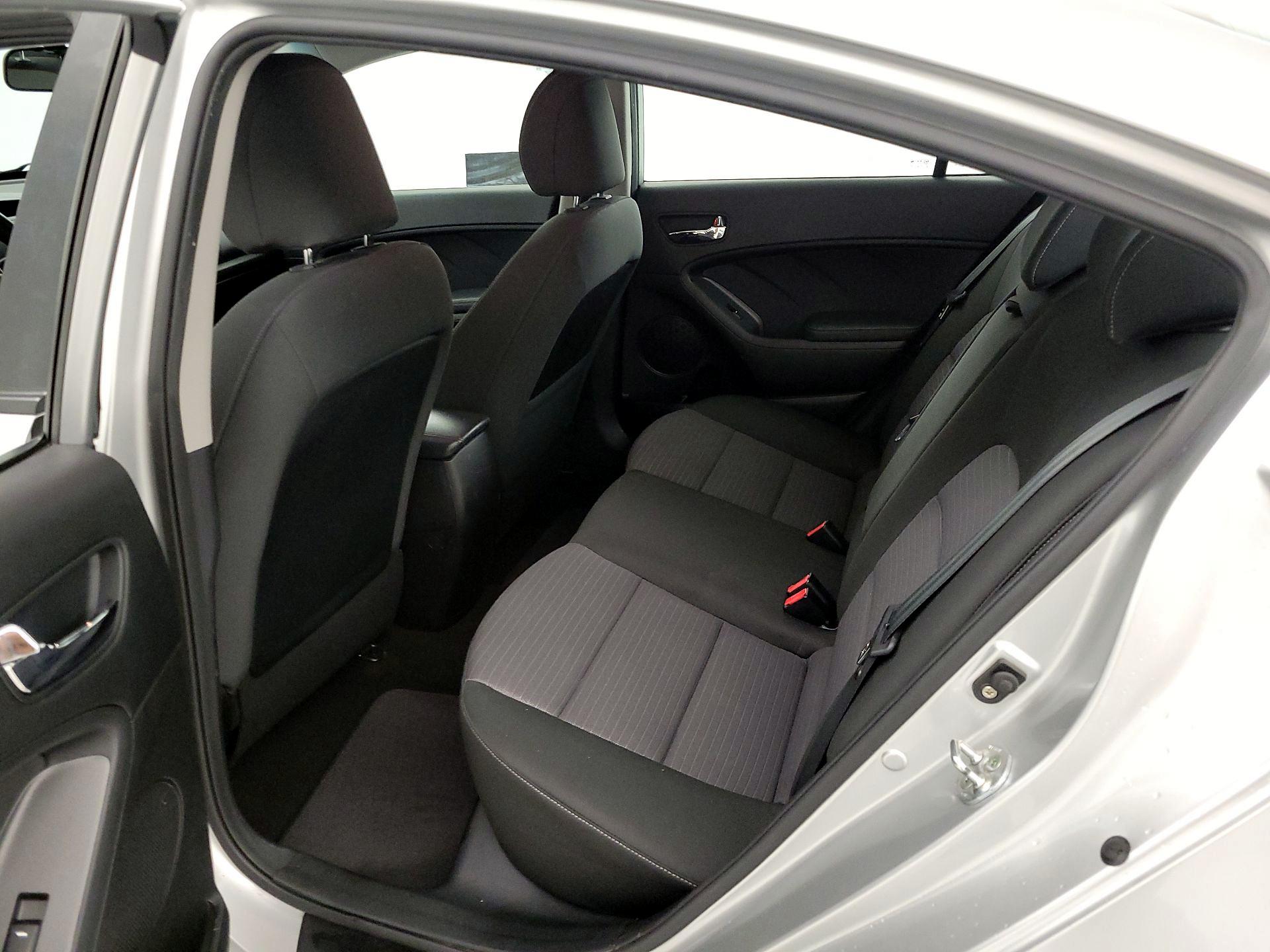 Thumbnail: 2014 Kia Forte - 18