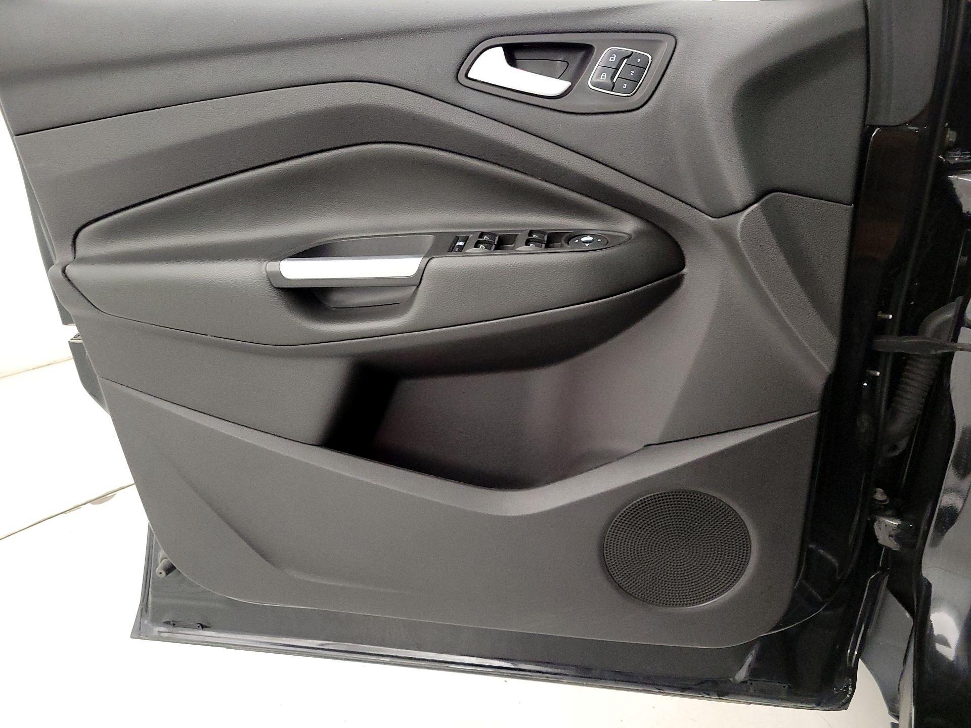 Thumbnail: 2014 Ford Escape - 12