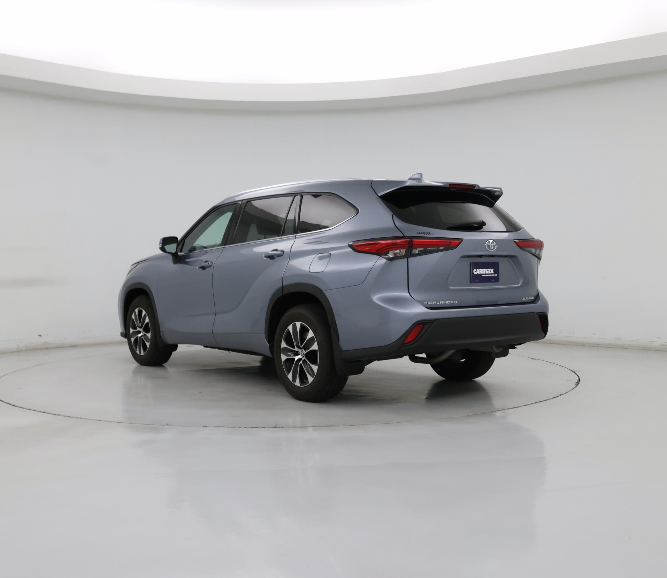 Thumbnail: 2020 Toyota Highlander - 2