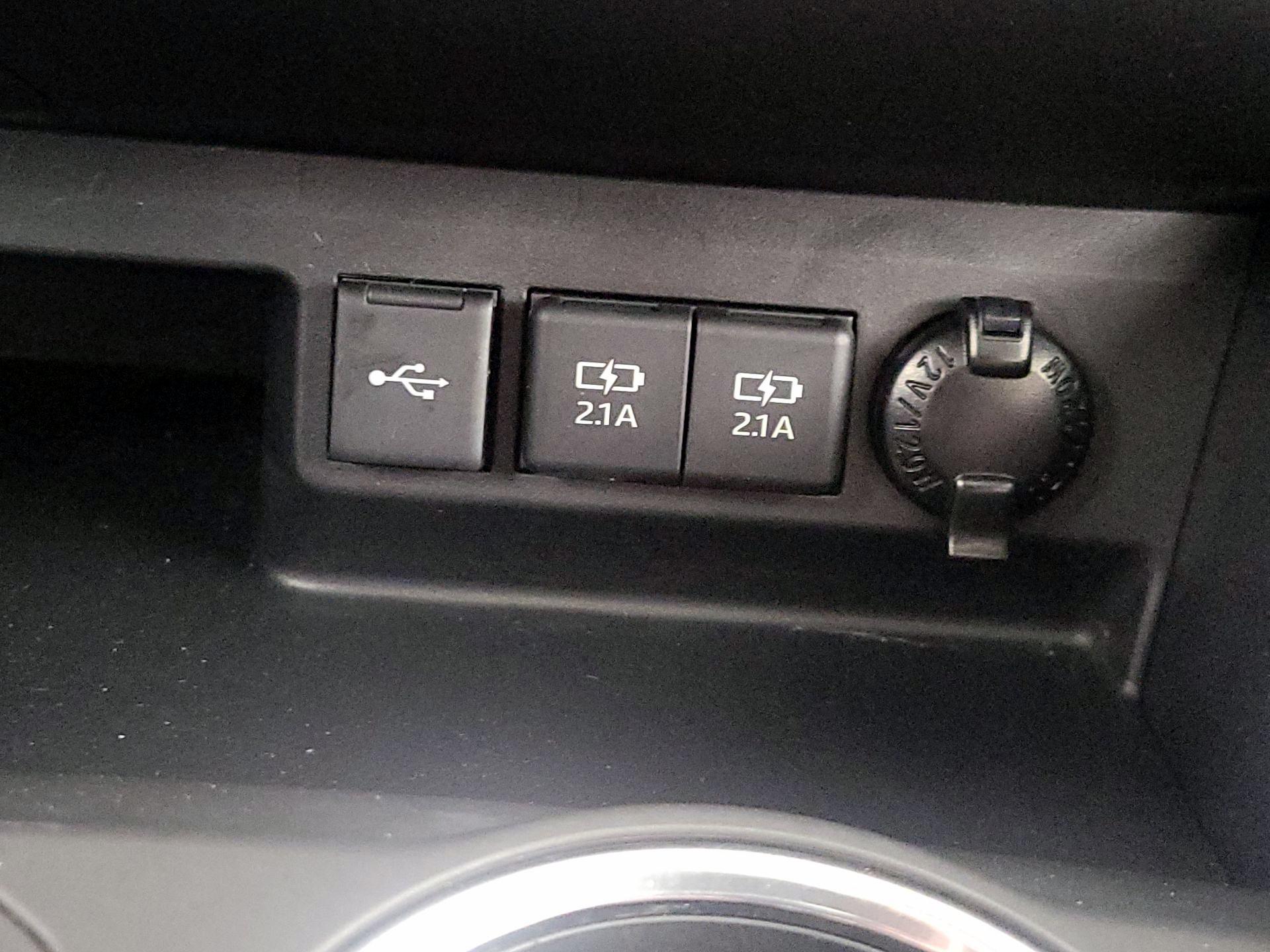 Thumbnail: 2020 Toyota Highlander - 19