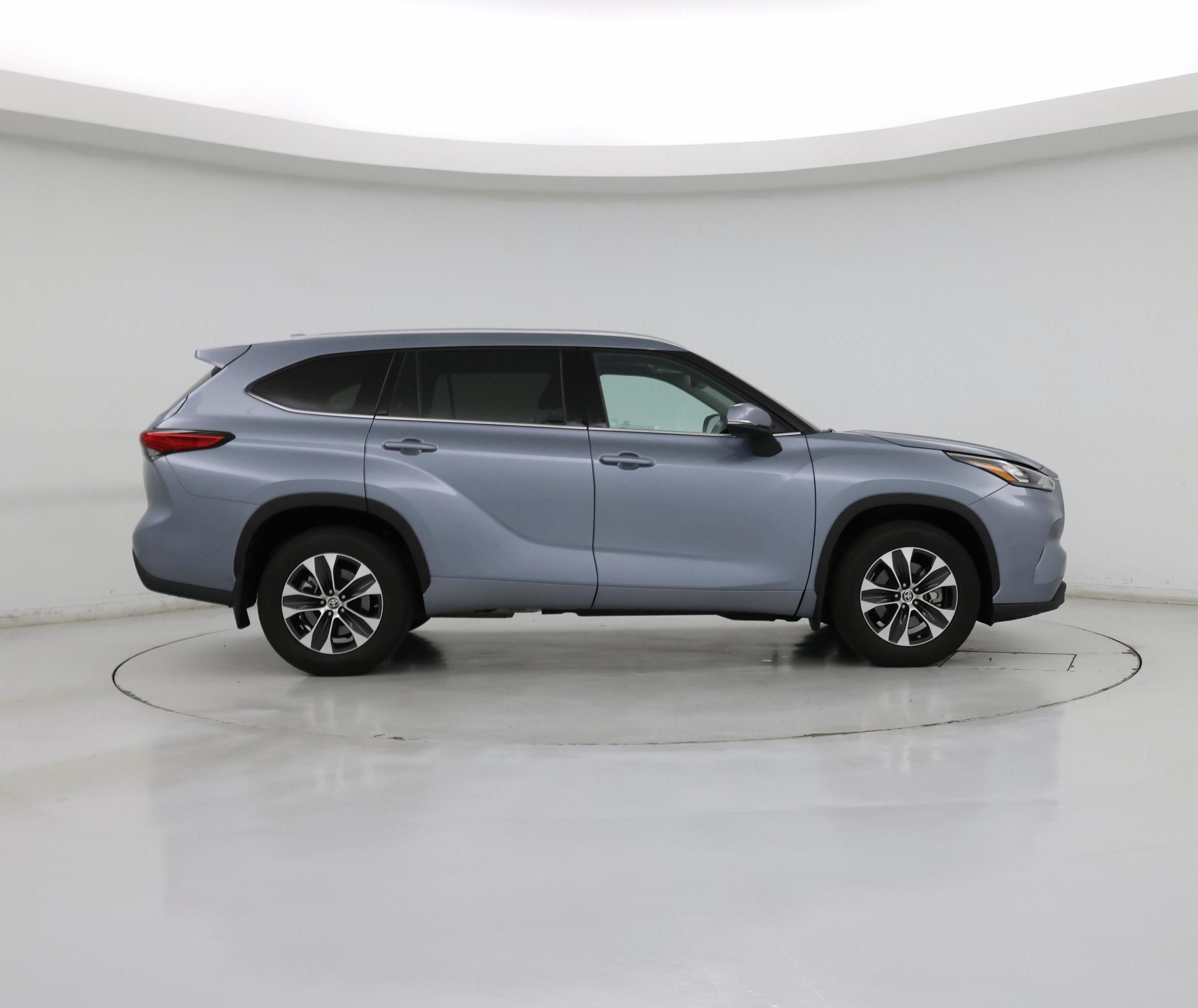 Thumbnail: 2020 Toyota Highlander - 7