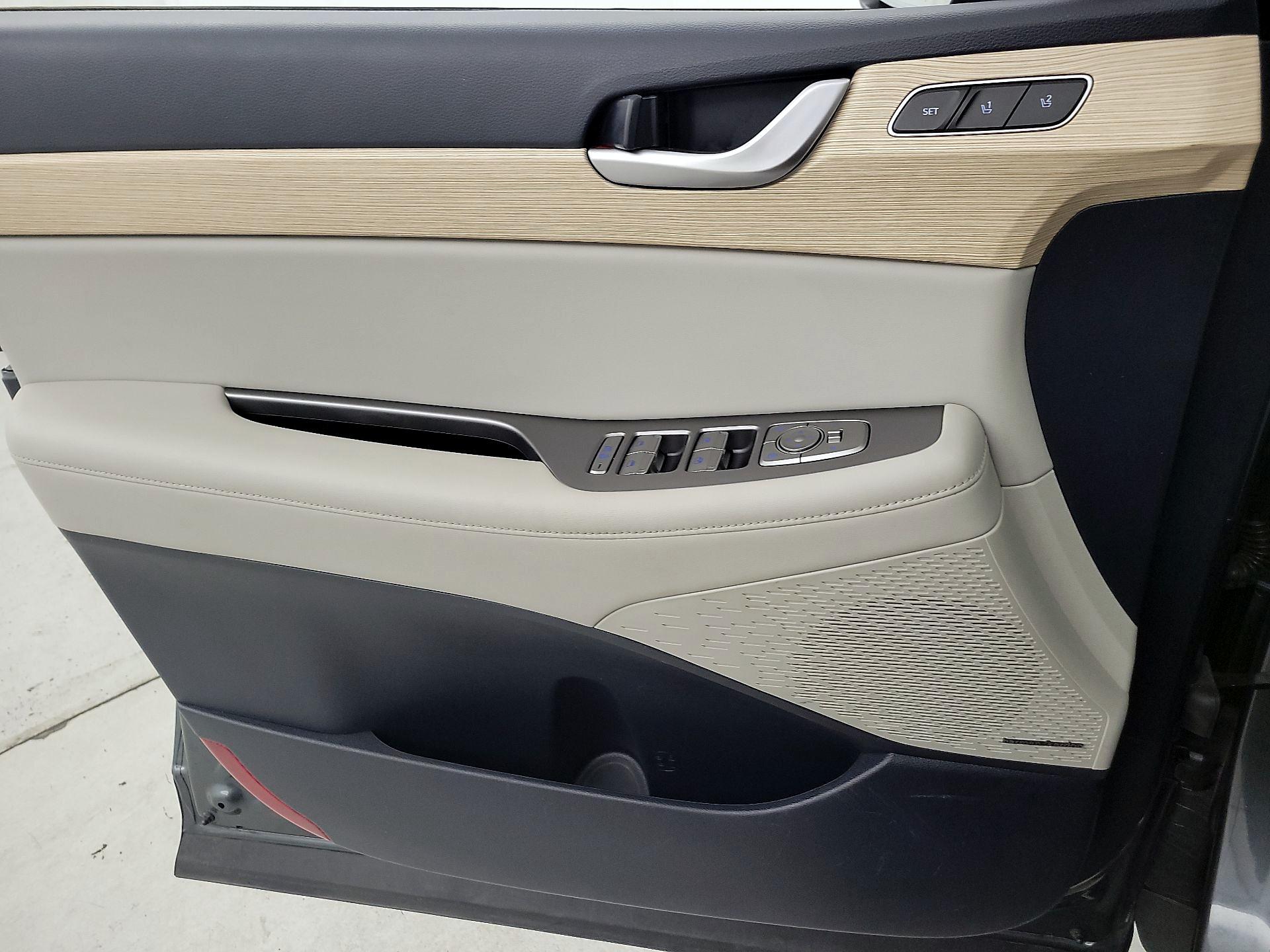 Thumbnail: 2023 Hyundai Palisade - 12