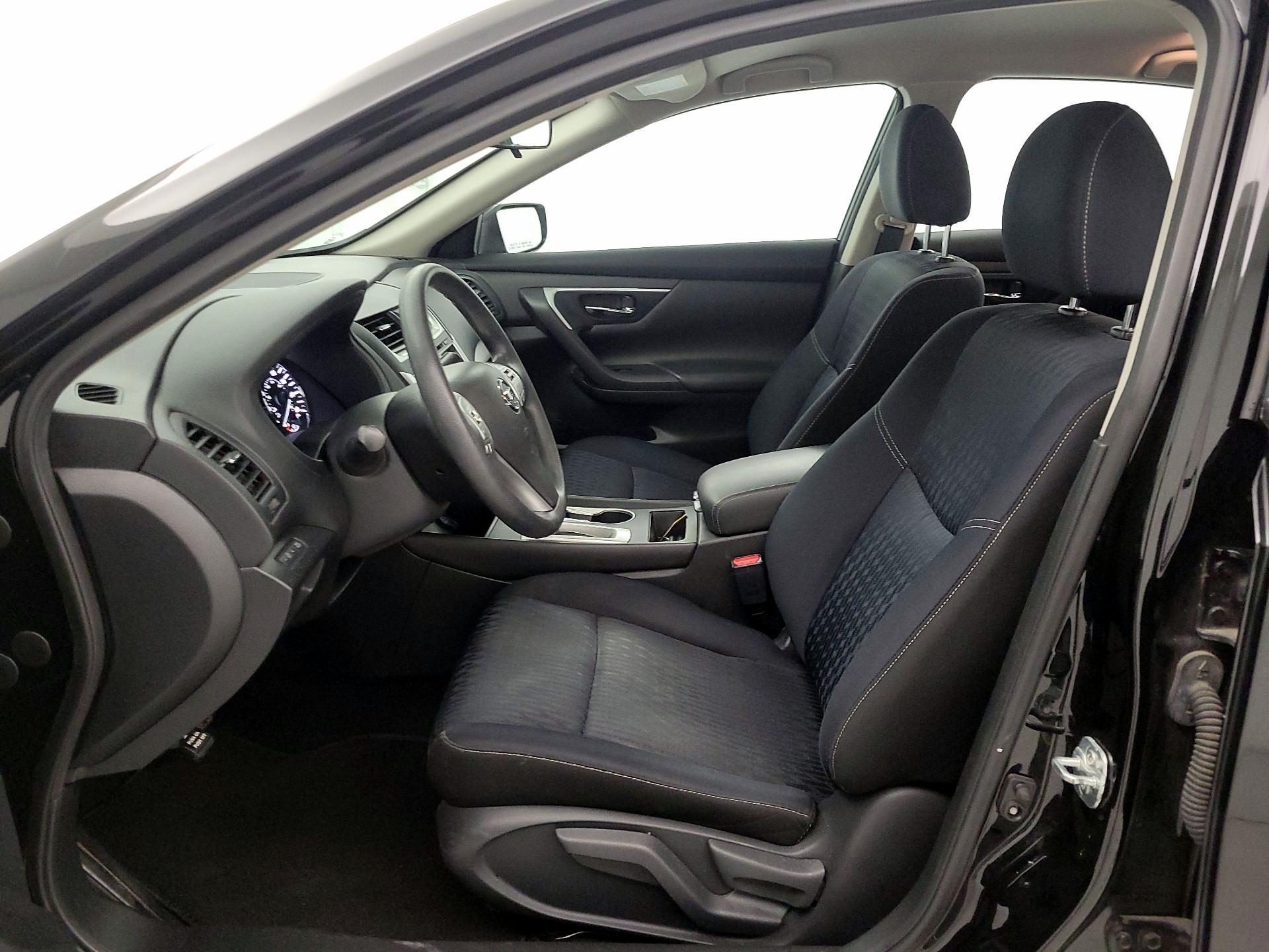 Thumbnail: 2018 Nissan Altima - 11