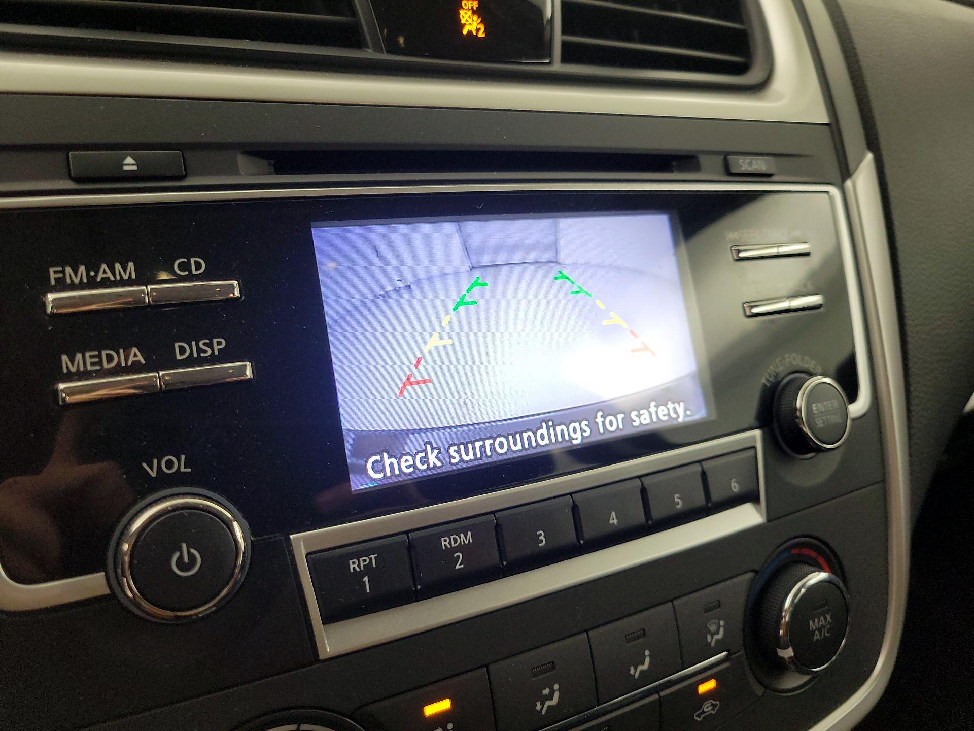 Thumbnail: 2018 Nissan Altima - 14