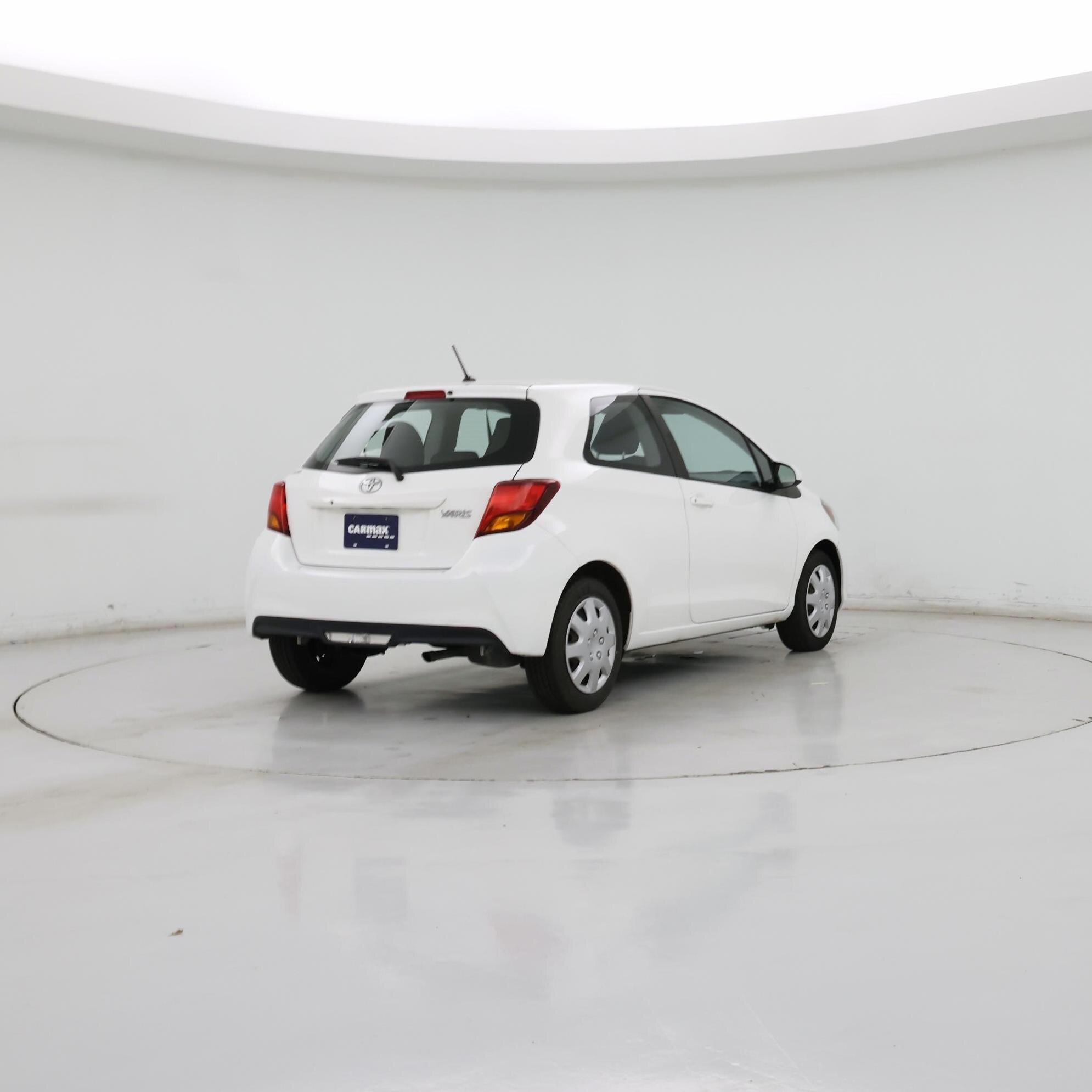 Thumbnail: 2016 Toyota Yaris - 8