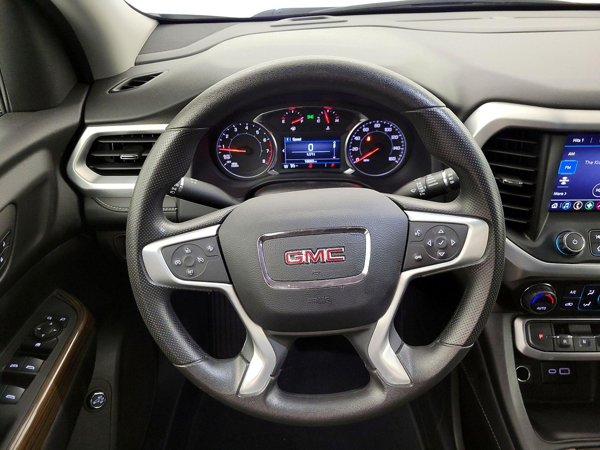 Thumbnail: 2023 GMC Acadia - 10