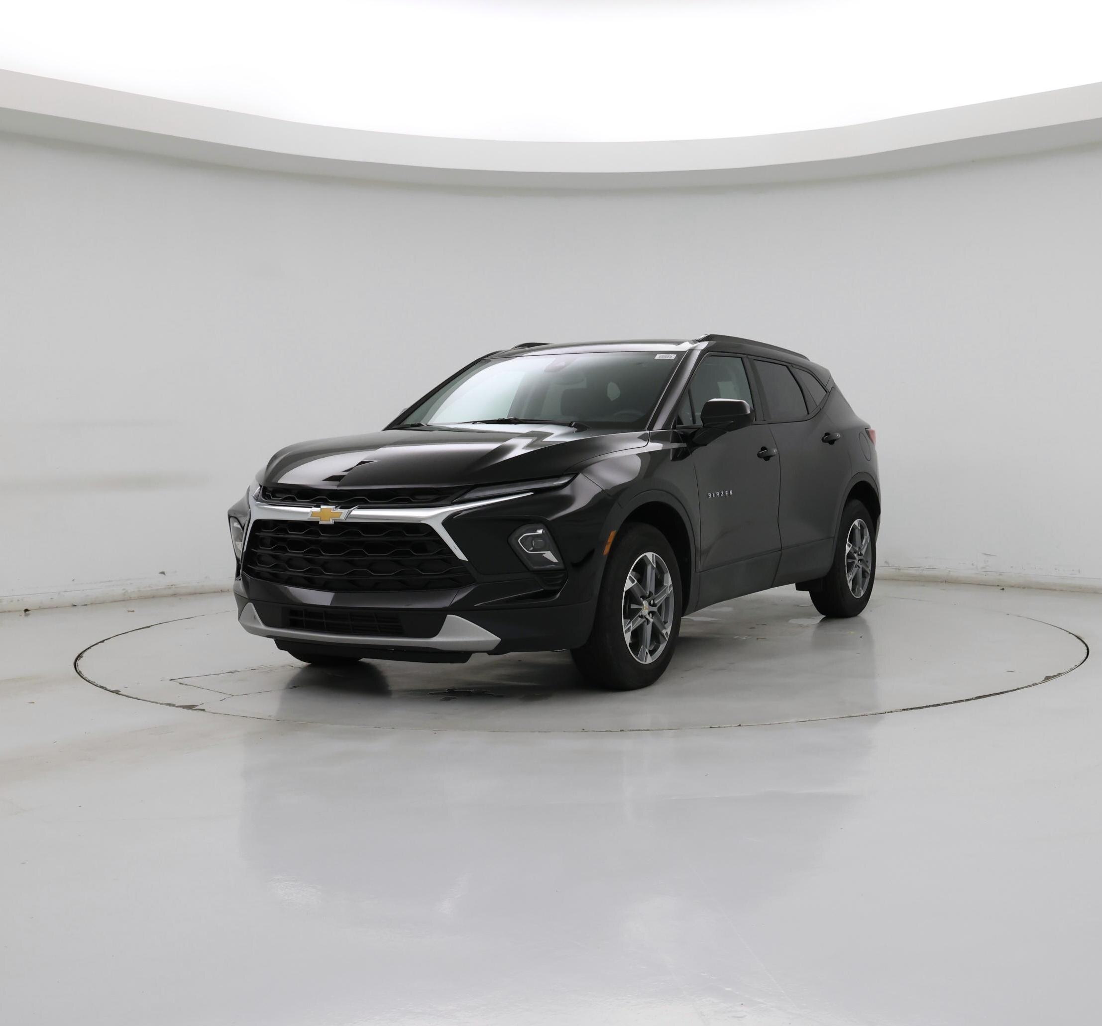 Thumbnail: 2023 Chevrolet Blazer - 4