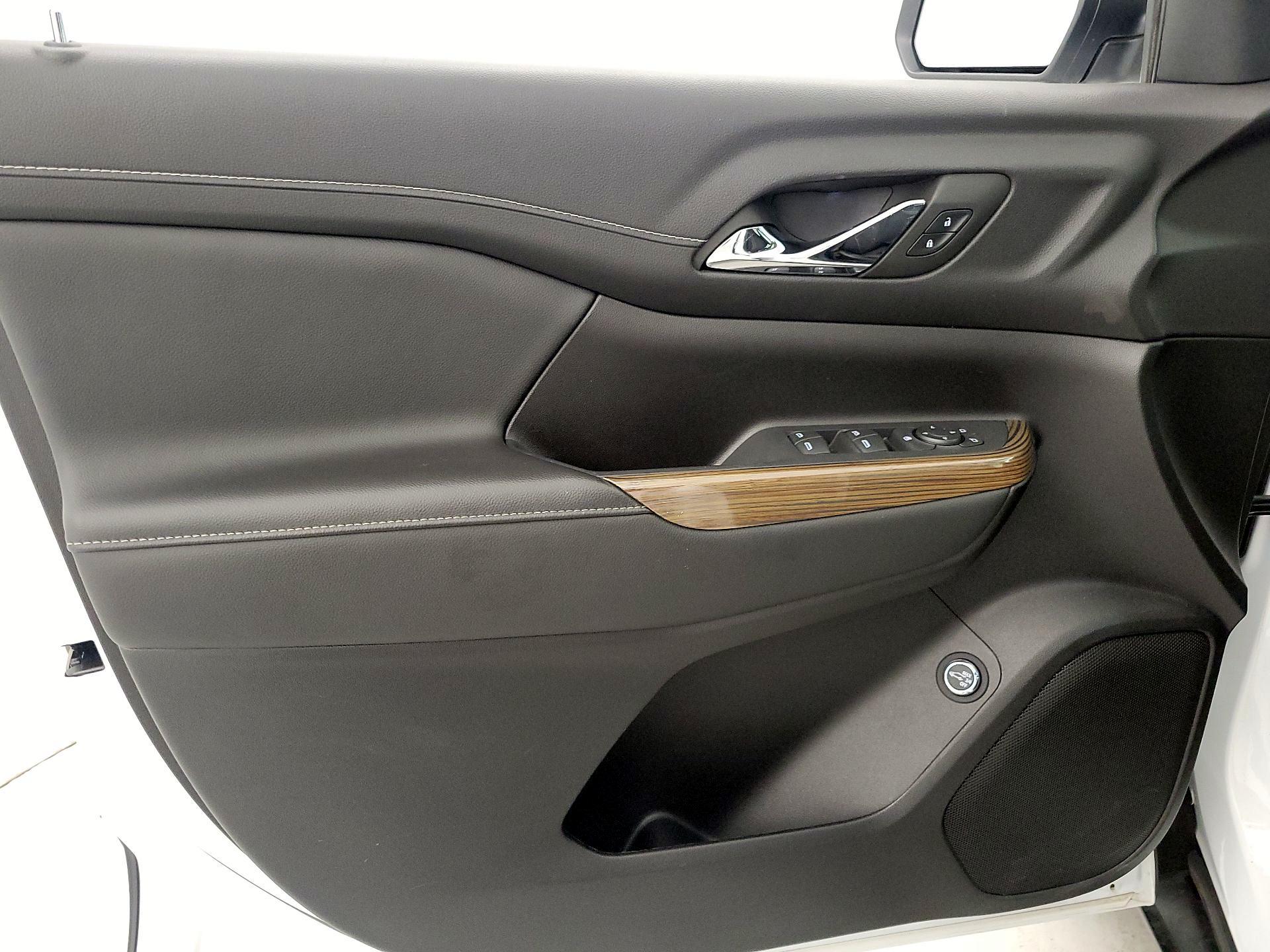 Thumbnail: 2023 GMC Acadia - 12