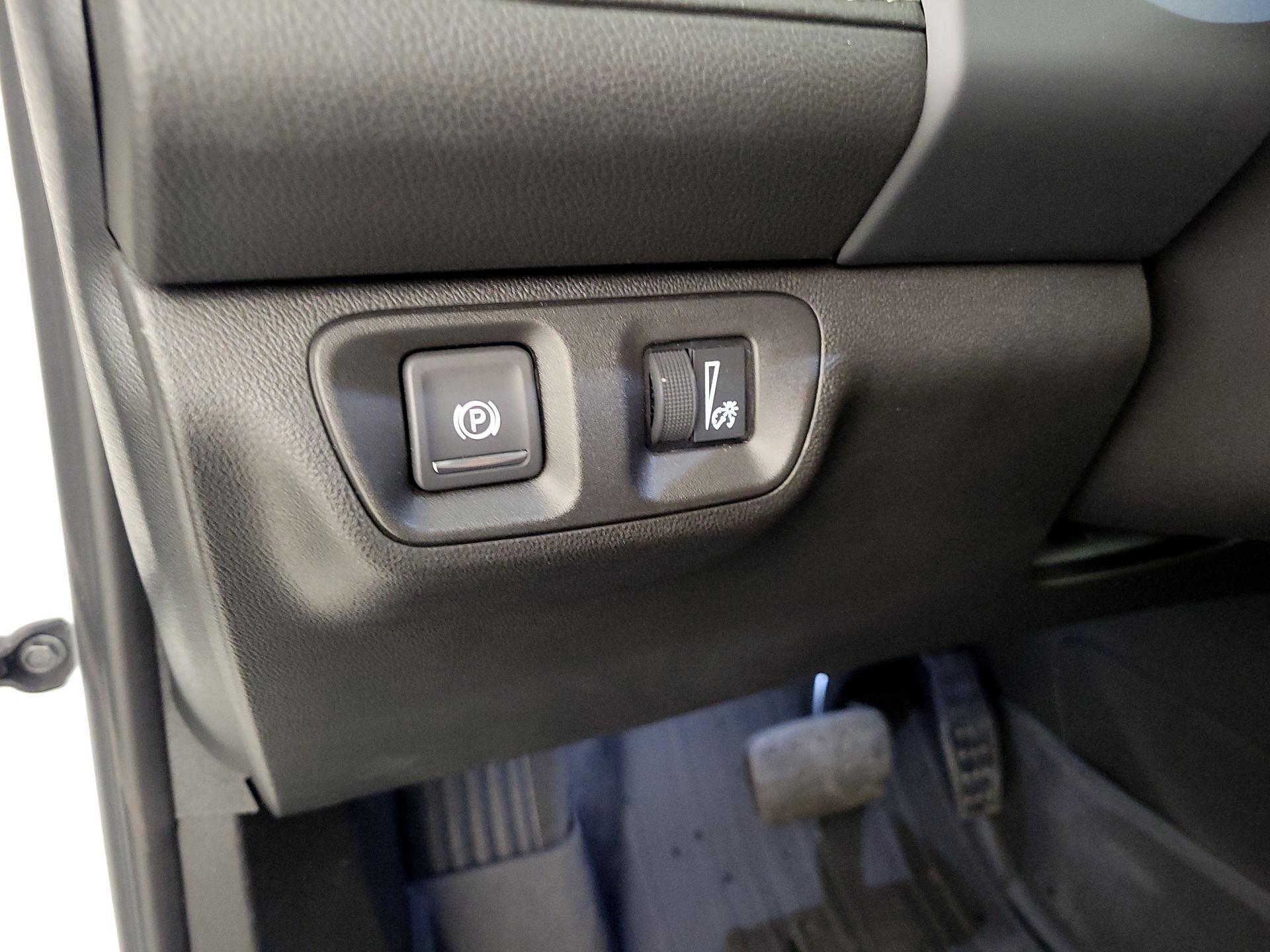 Thumbnail: 2023 GMC Acadia - 14