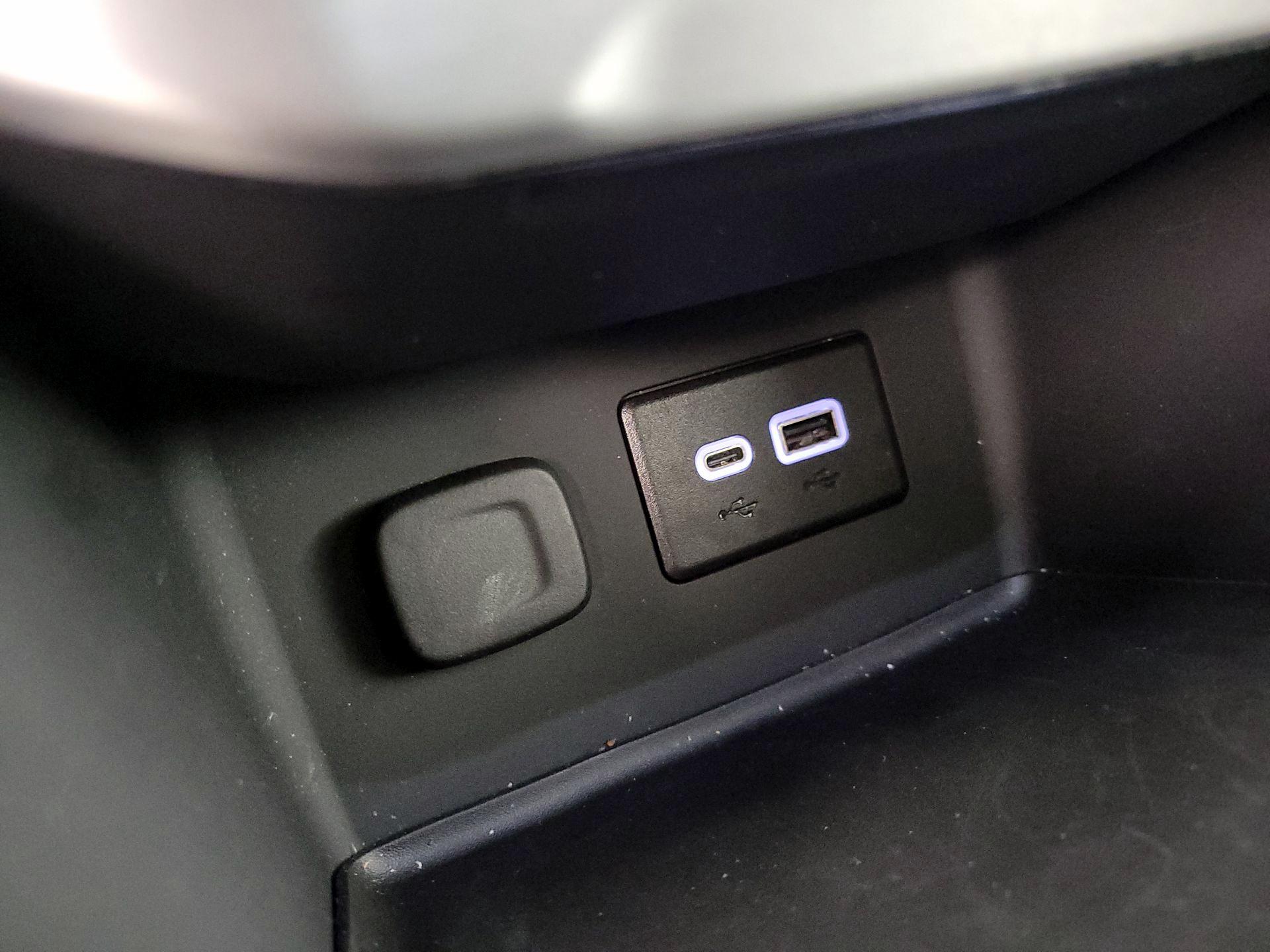 Thumbnail: 2023 GMC Acadia - 19