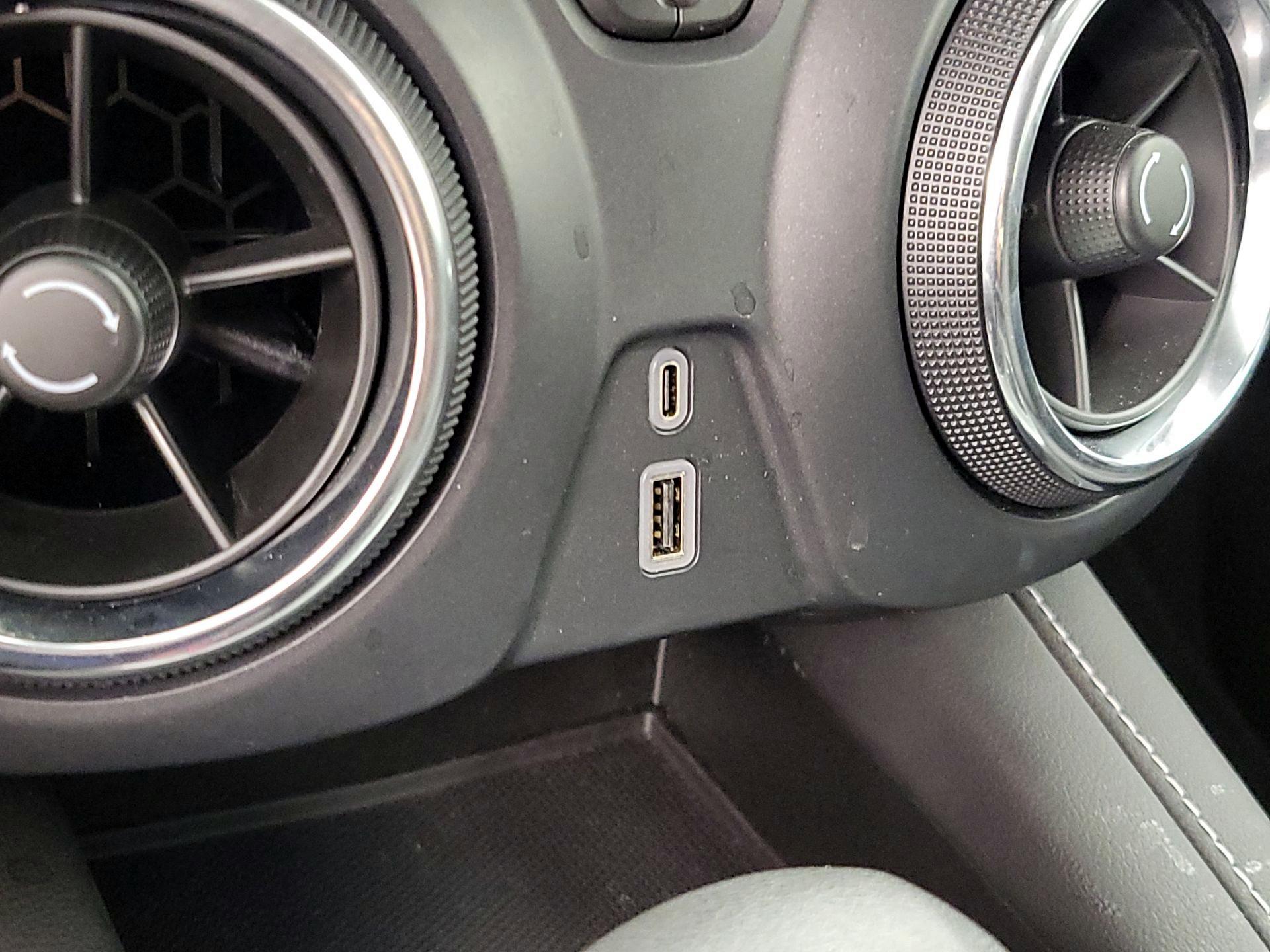 Thumbnail: 2023 Chevrolet Blazer - 18