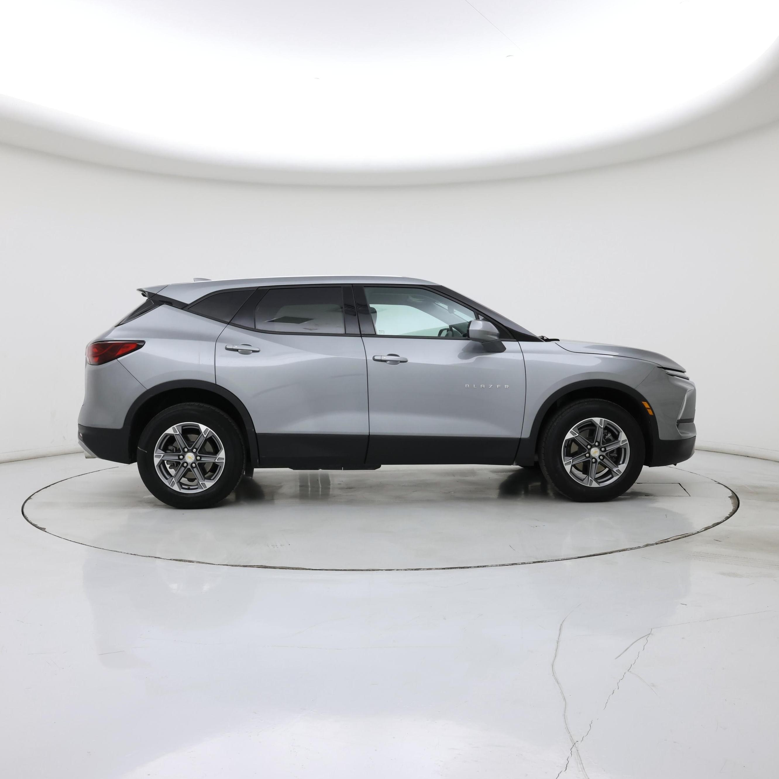 Thumbnail: 2023 Chevrolet Blazer - 7