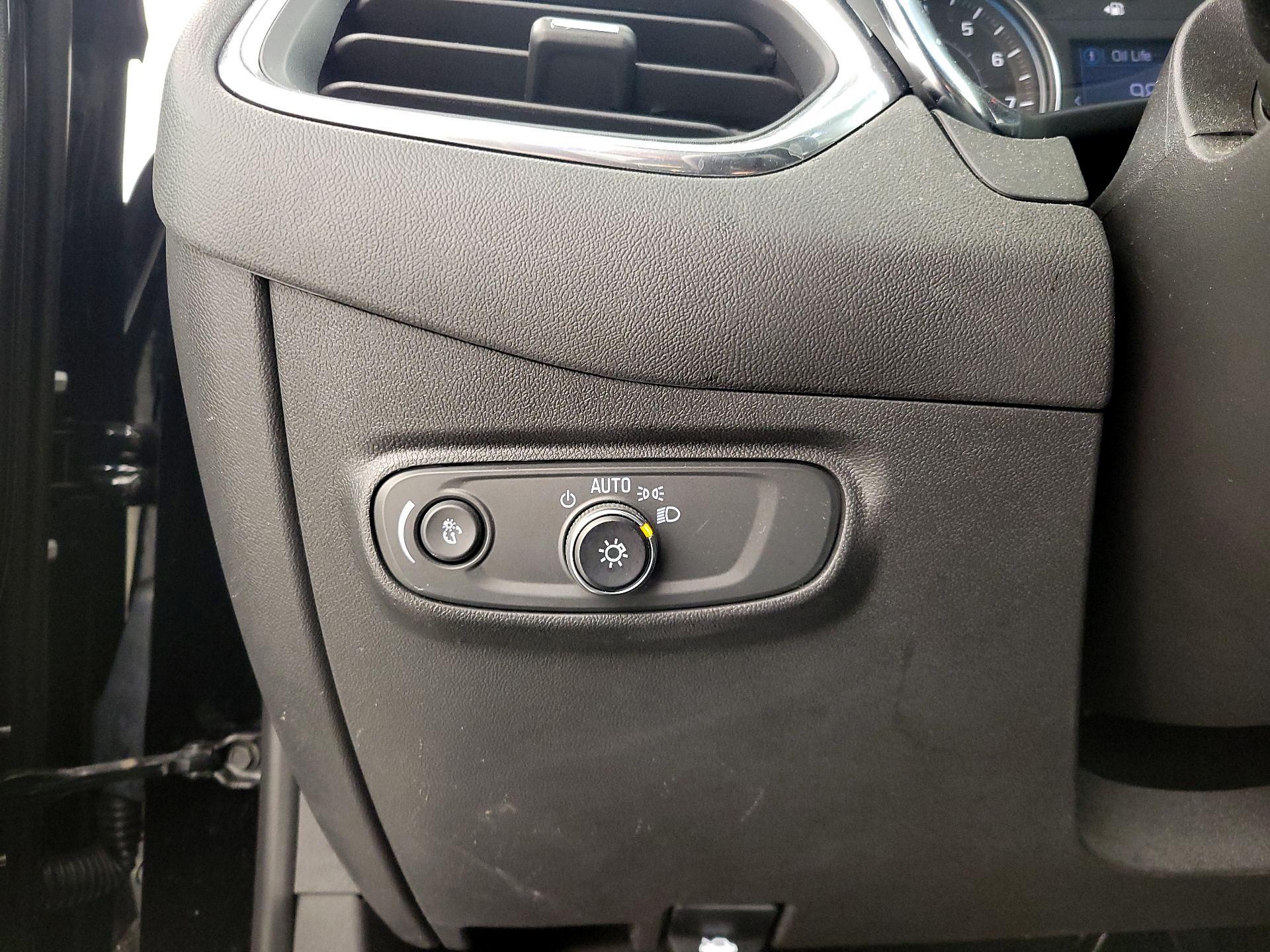 Thumbnail: 2023 Chevrolet Equinox - 13