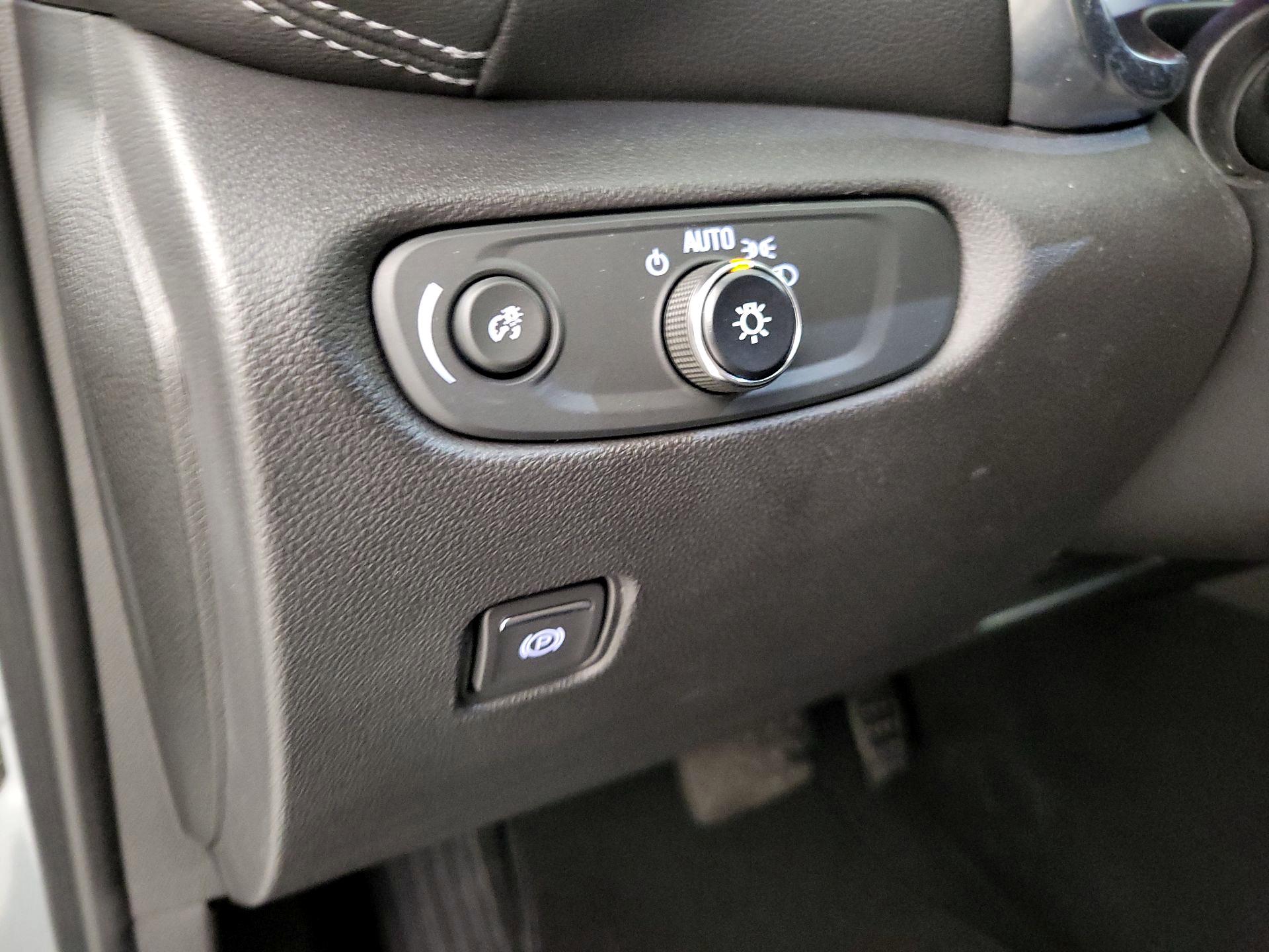 Thumbnail: 2023 Chevrolet Blazer - 13