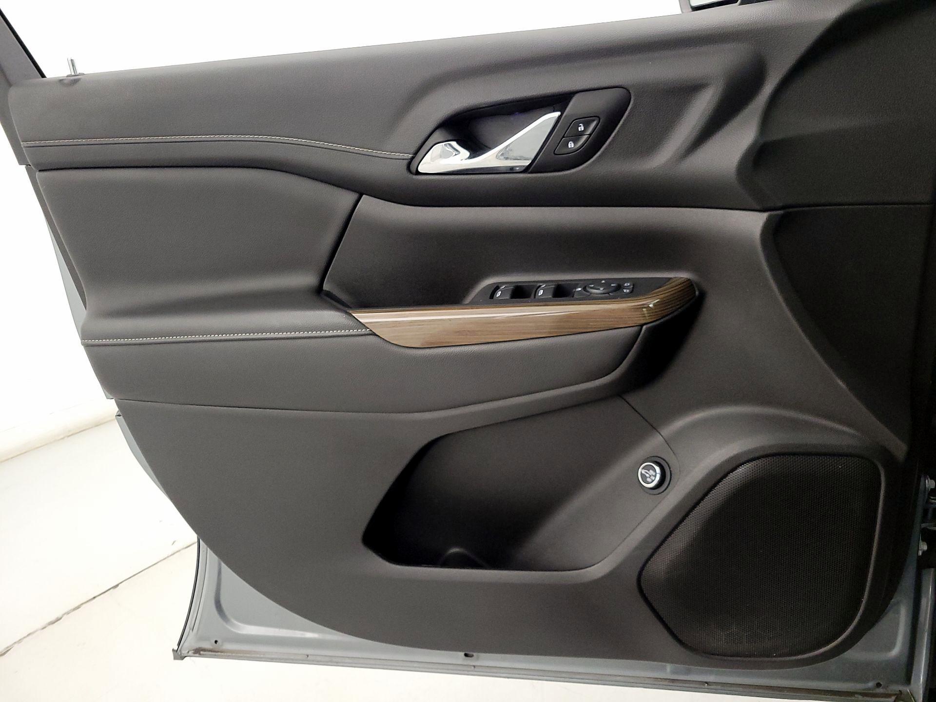 Thumbnail: 2023 GMC Acadia - 13