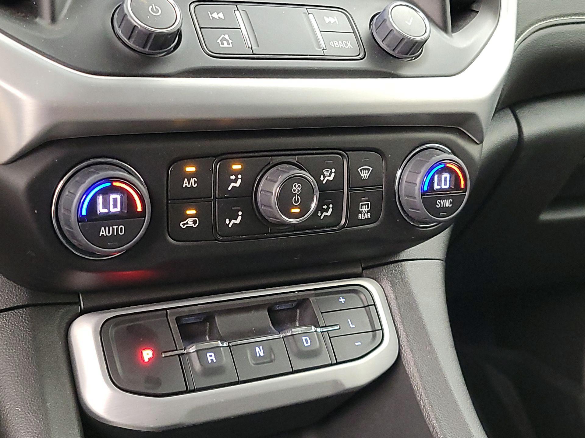 Thumbnail: 2023 GMC Acadia - 16